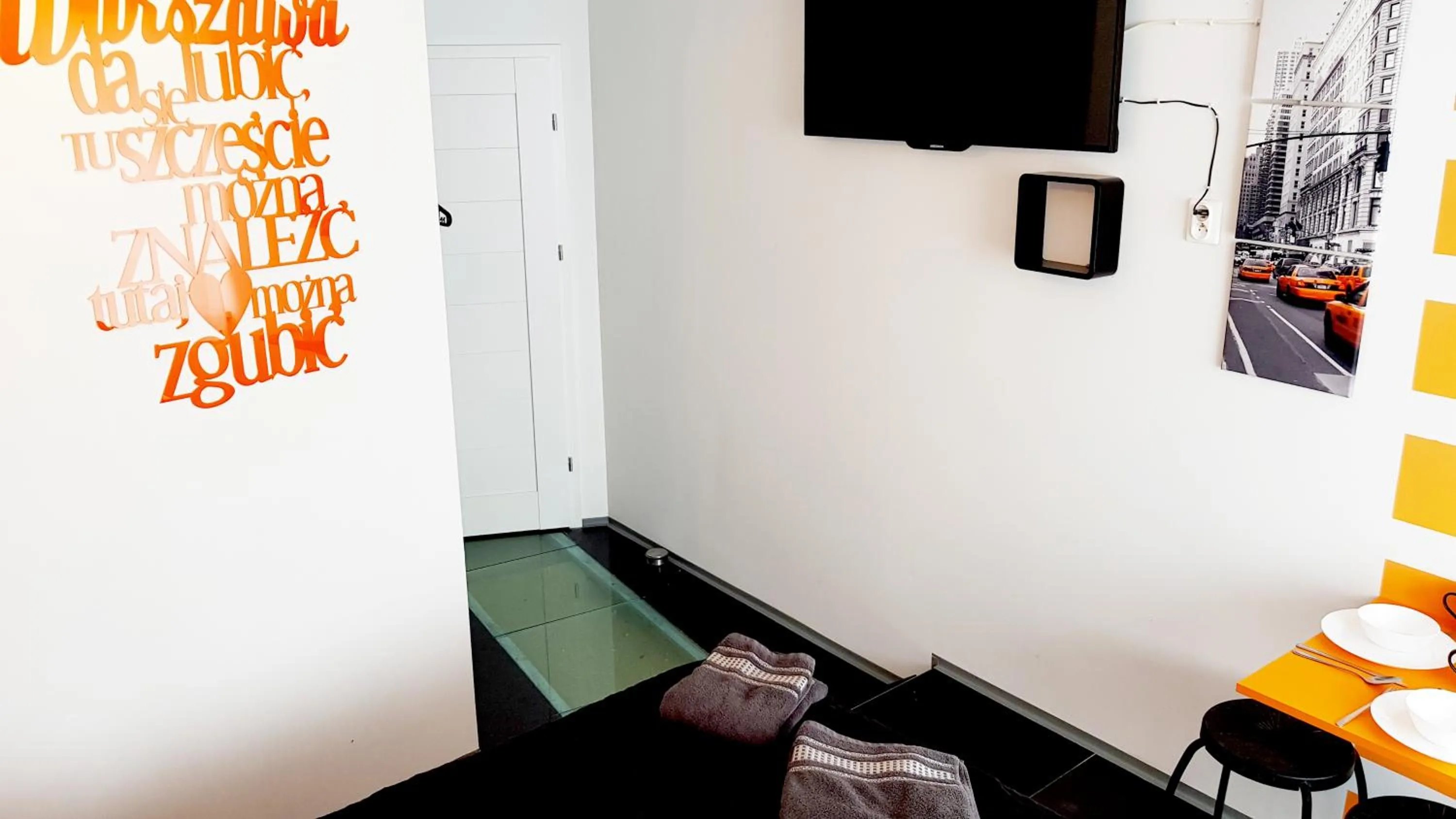 Walk distance to mokotow business park