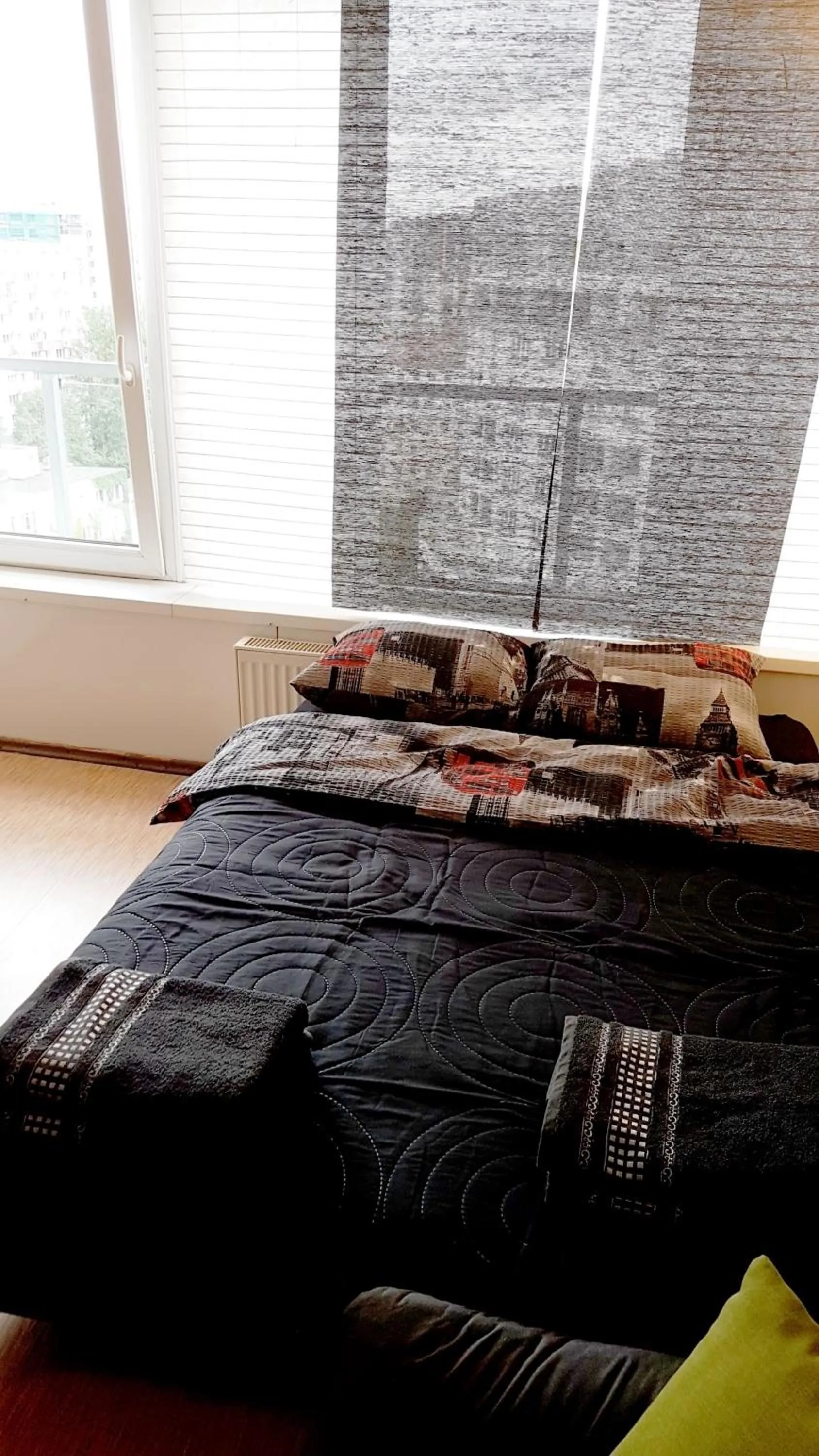 Bedroom, Bed in Walk distance to mokotow business park