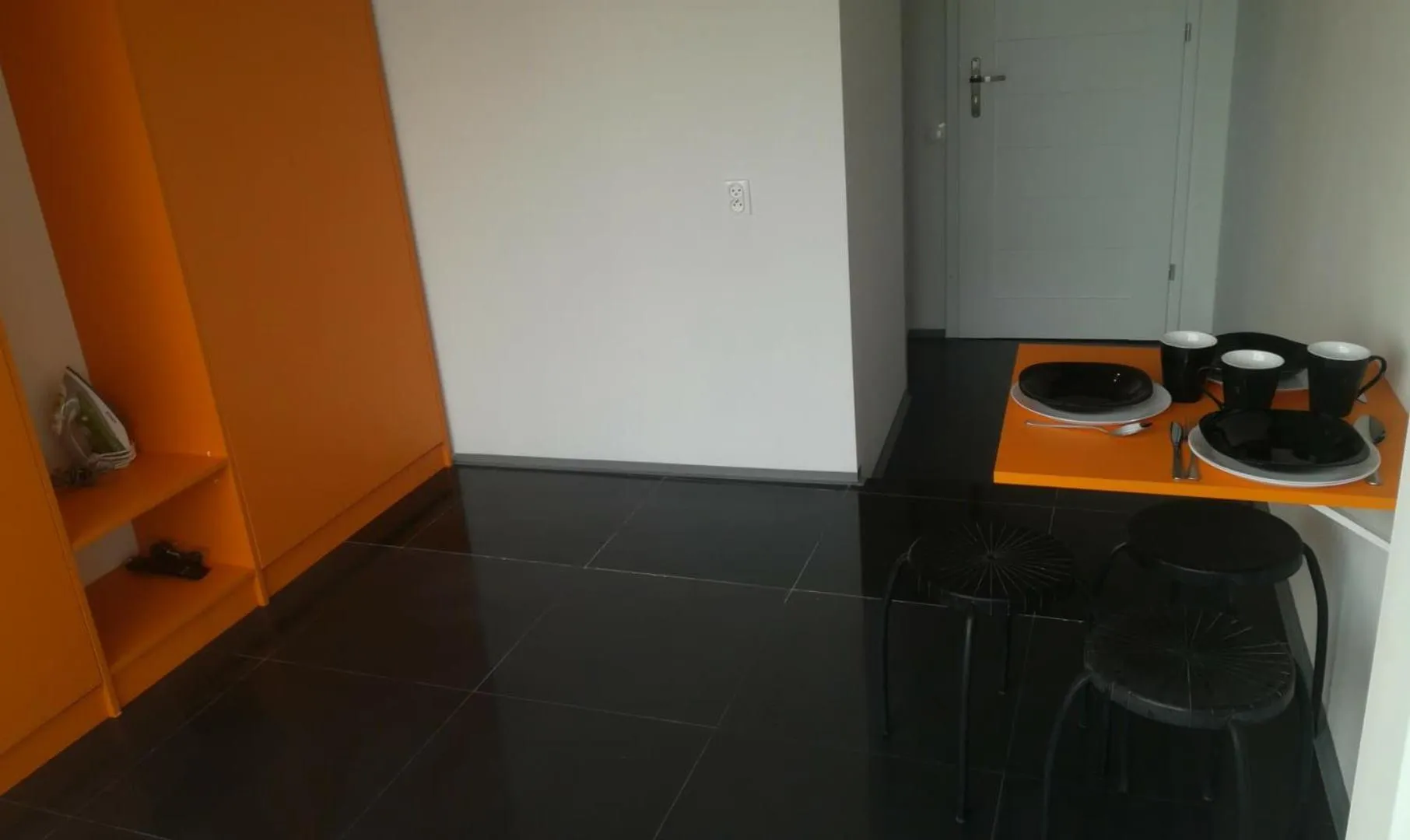 Walk distance to mokotow business park