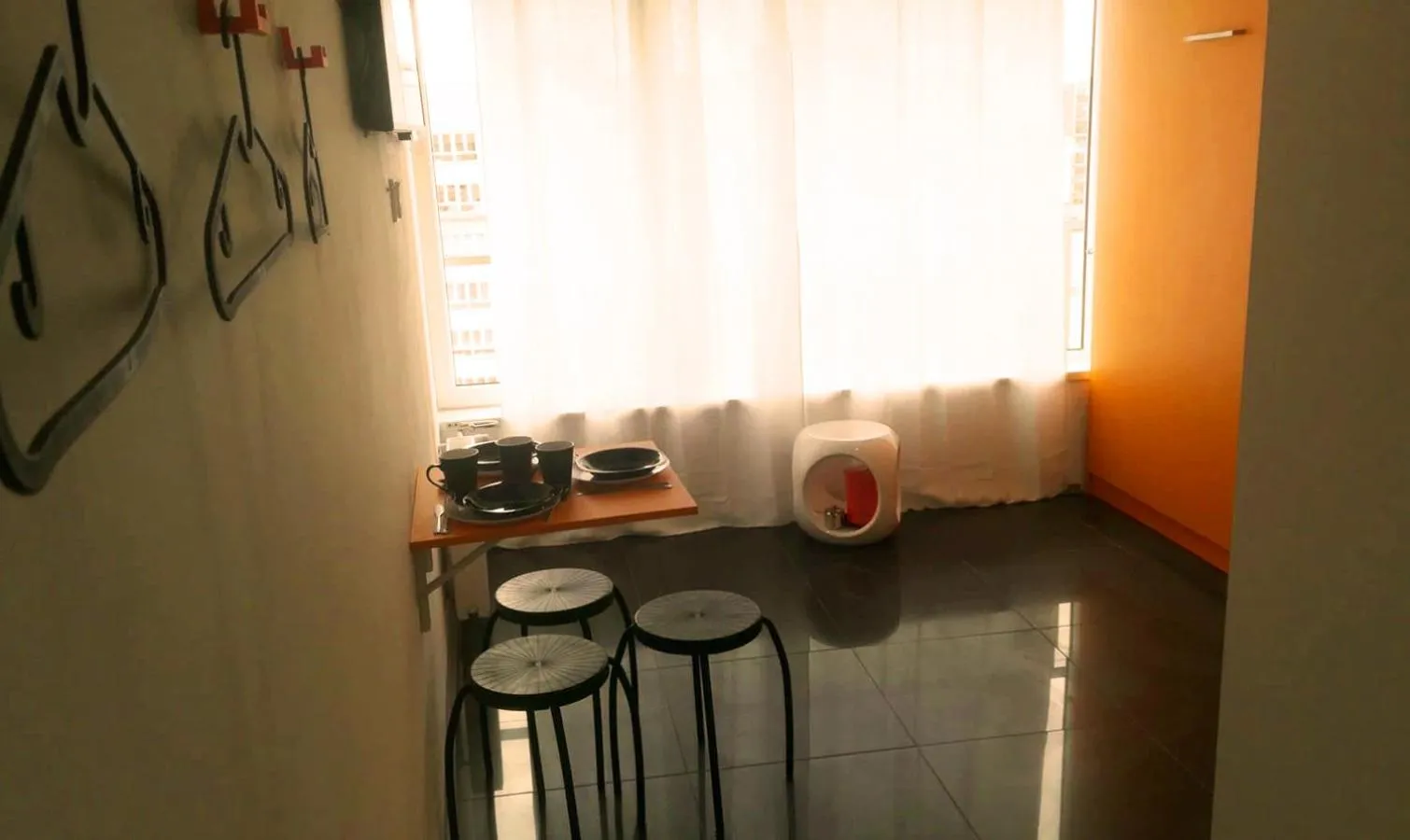 Walk distance to mokotow business park