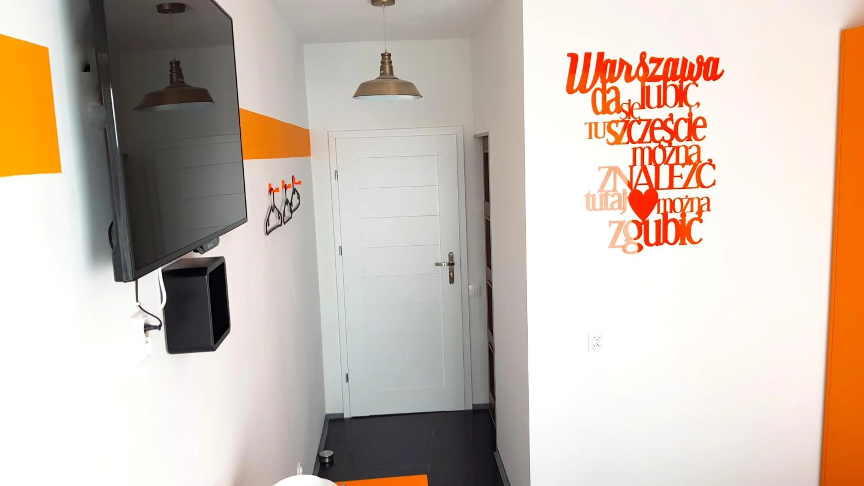 Walk distance to mokotow business park