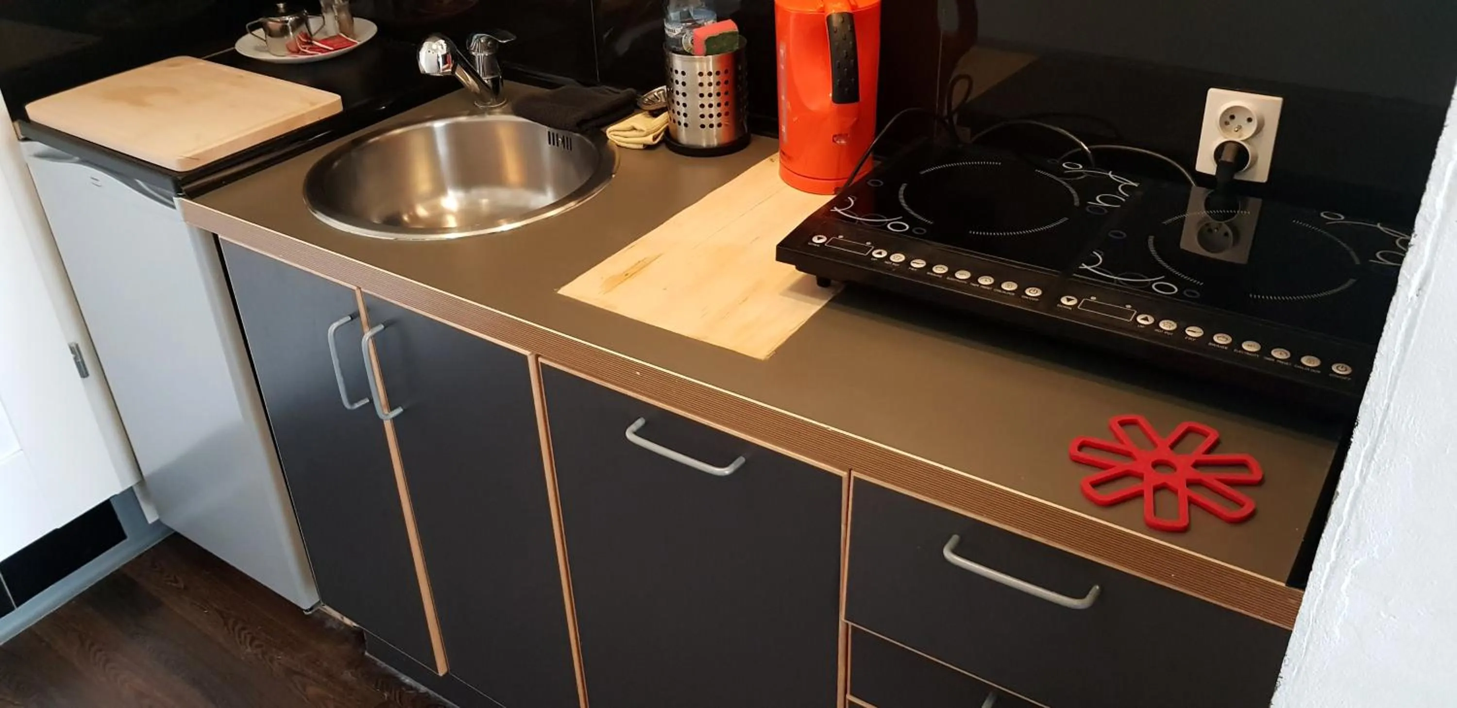 Walk distance to mokotow business park