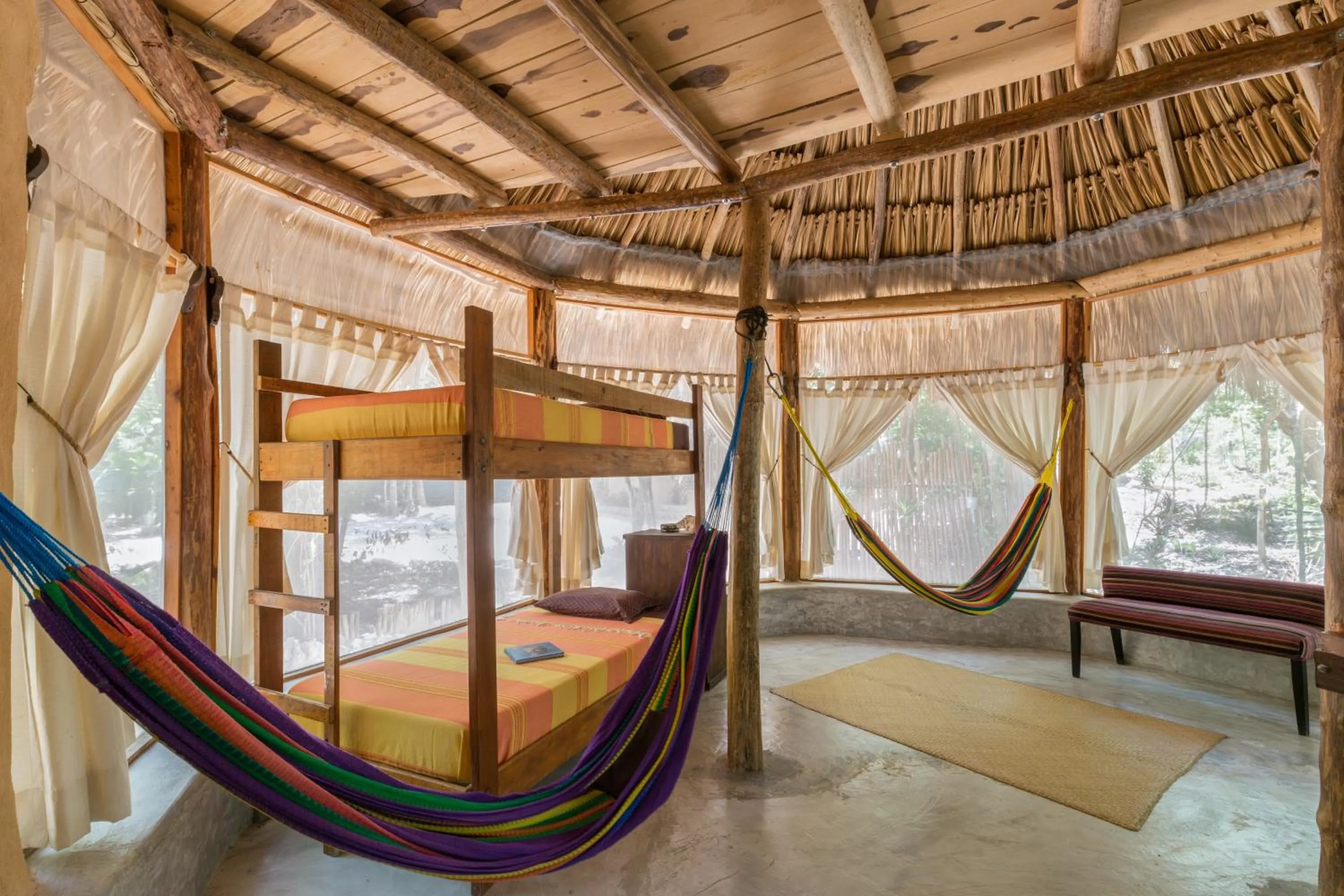 Seating area, Bed in MELI-MELO P&B