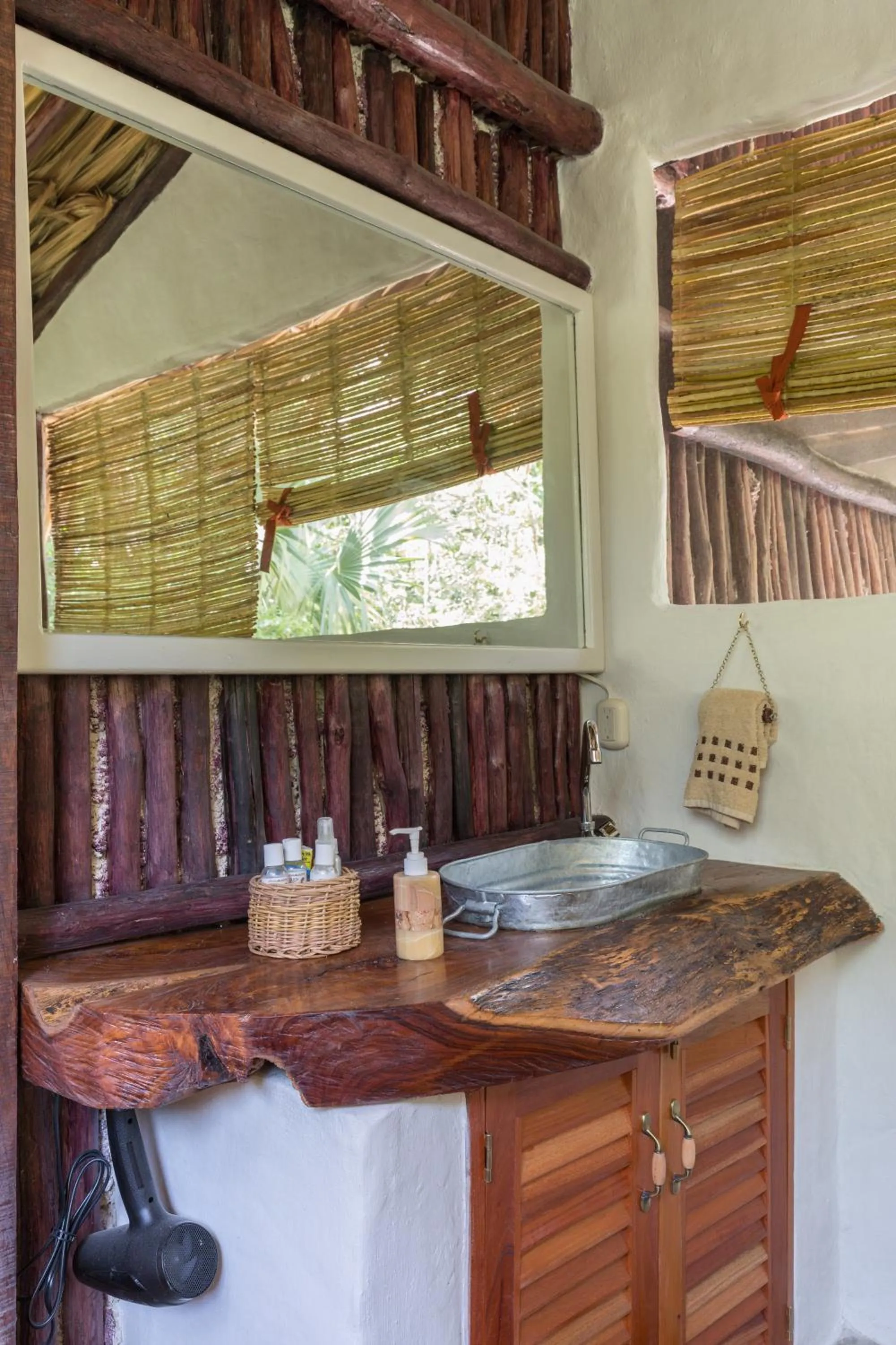 Bathroom in MELI-MELO P&B