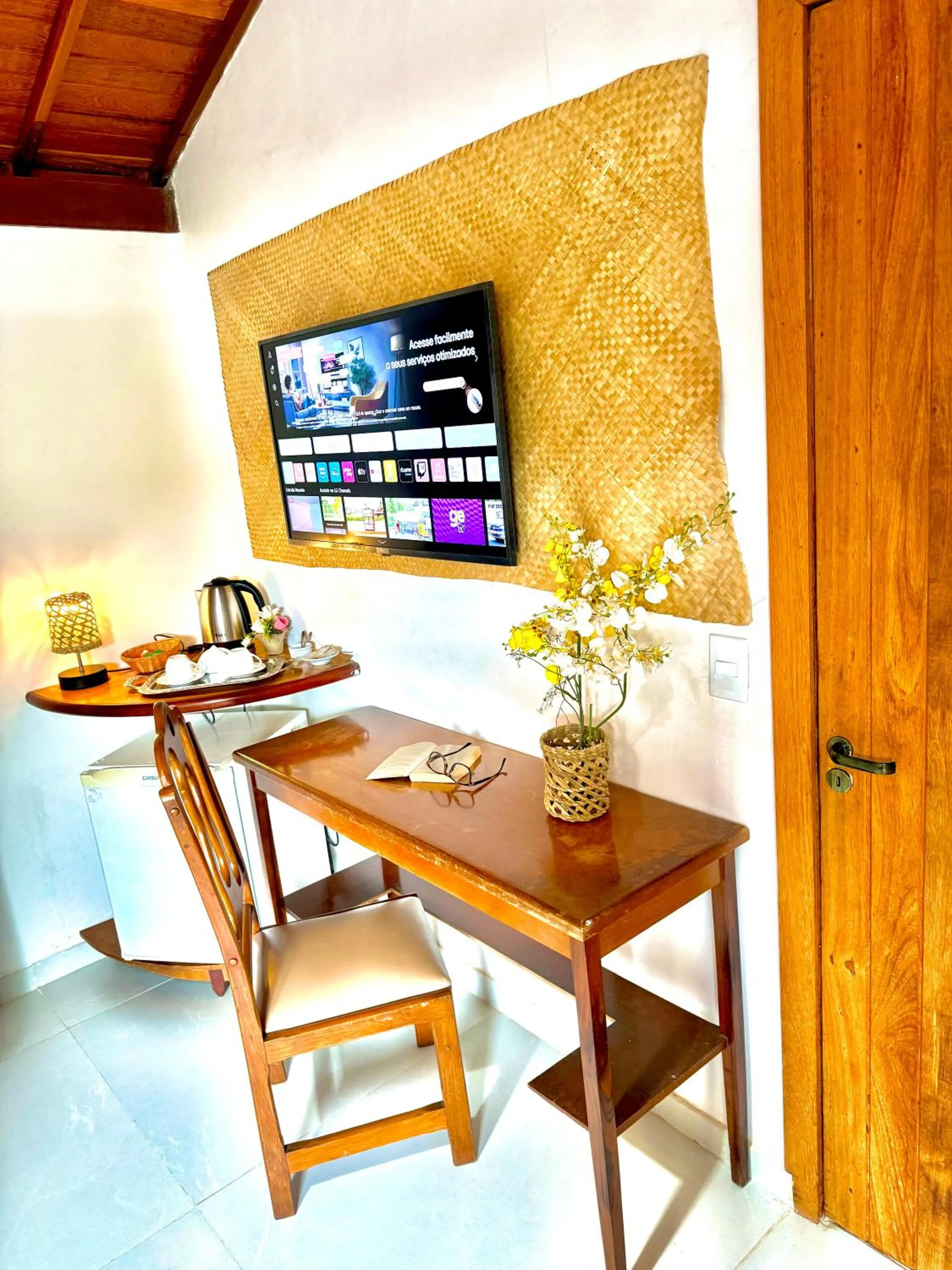 TV and multimedia in Villa Baobá Pousada & Spa