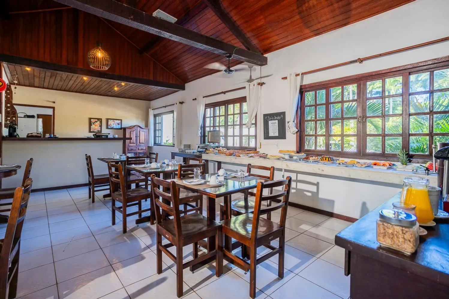 Breakfast in Pousada Maria Maria Búzios