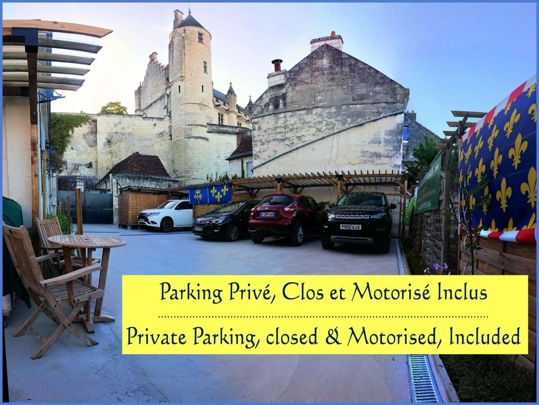 Property building in La Maison de l'Argentier du Roy