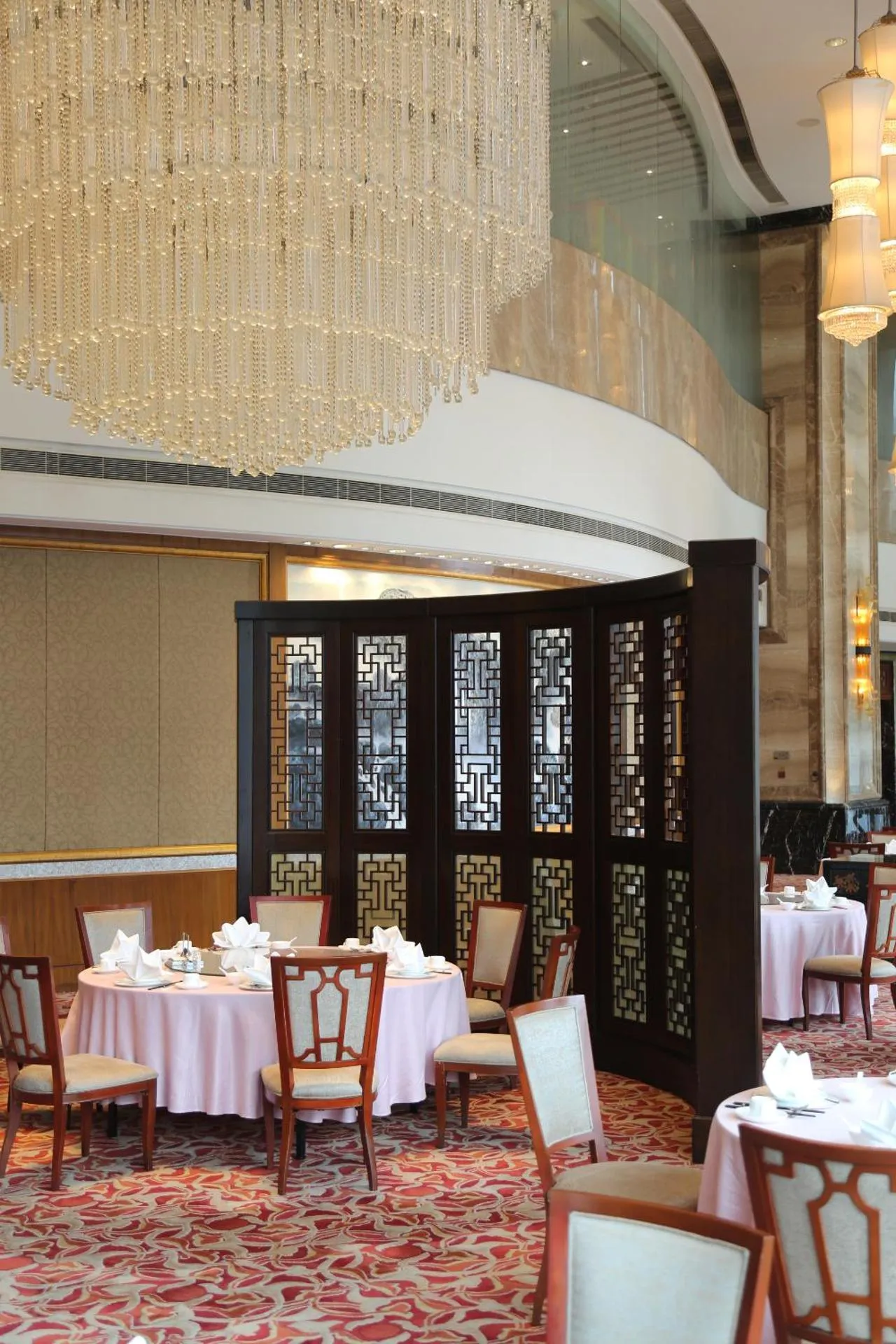 Restaurant/places to eat in Shangri-La Ningbo
