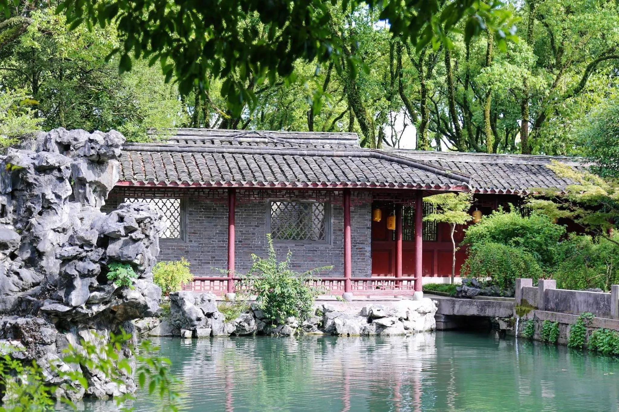 Property building in Shangri-La Ningbo