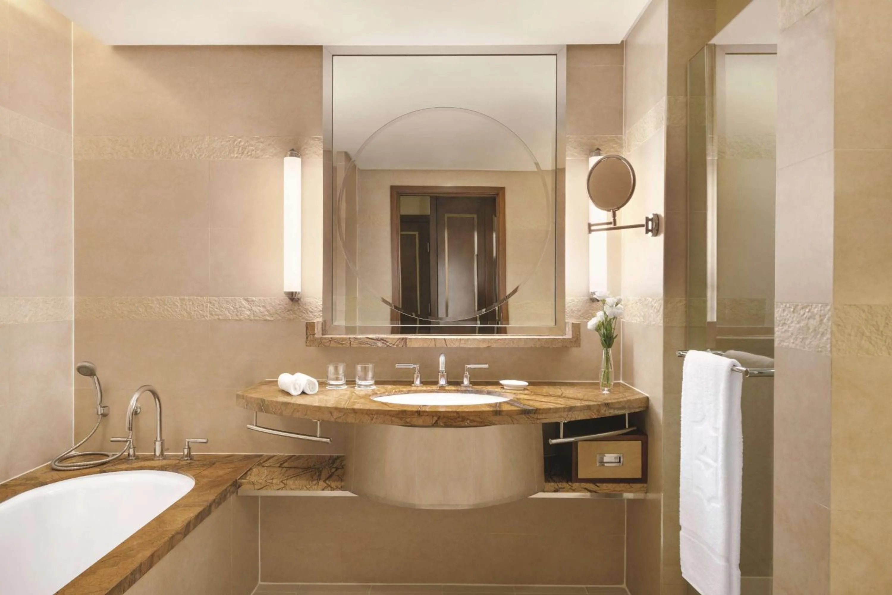Bathroom in Shangri-La Ningbo