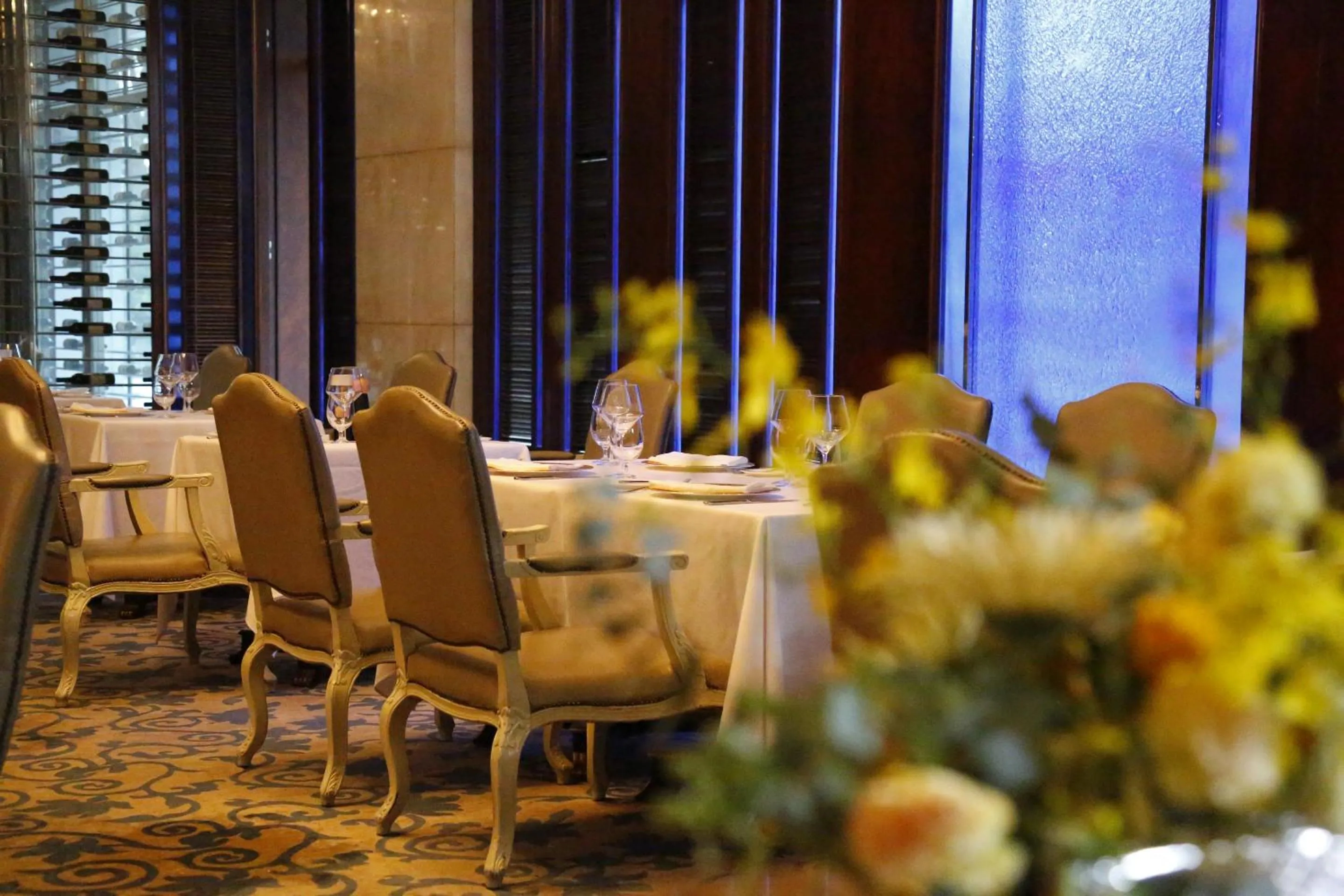 Restaurant/places to eat in Shangri-La Ningbo