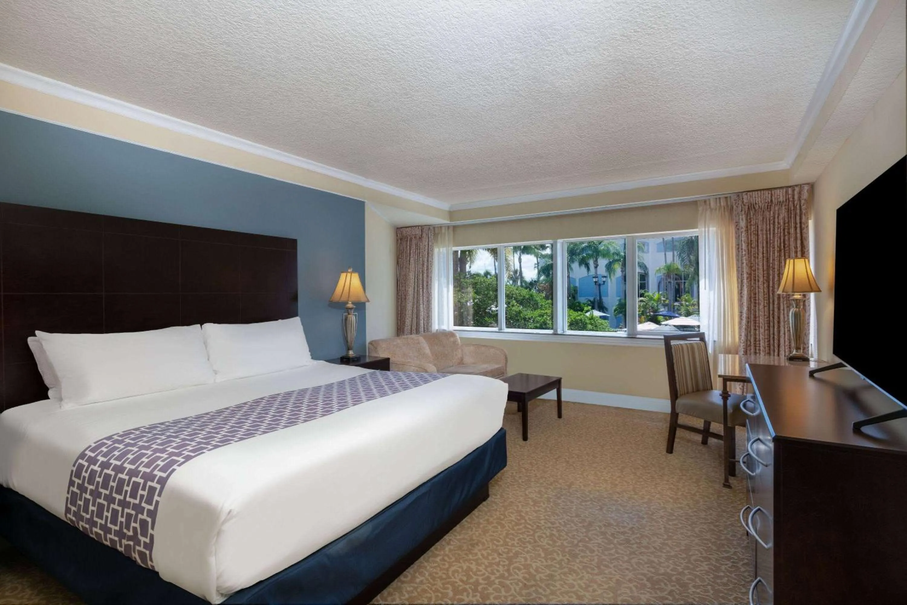 Photo of the whole room, Bed in Safety Harbor Resort & Spa Trademark Collection by Wyndham