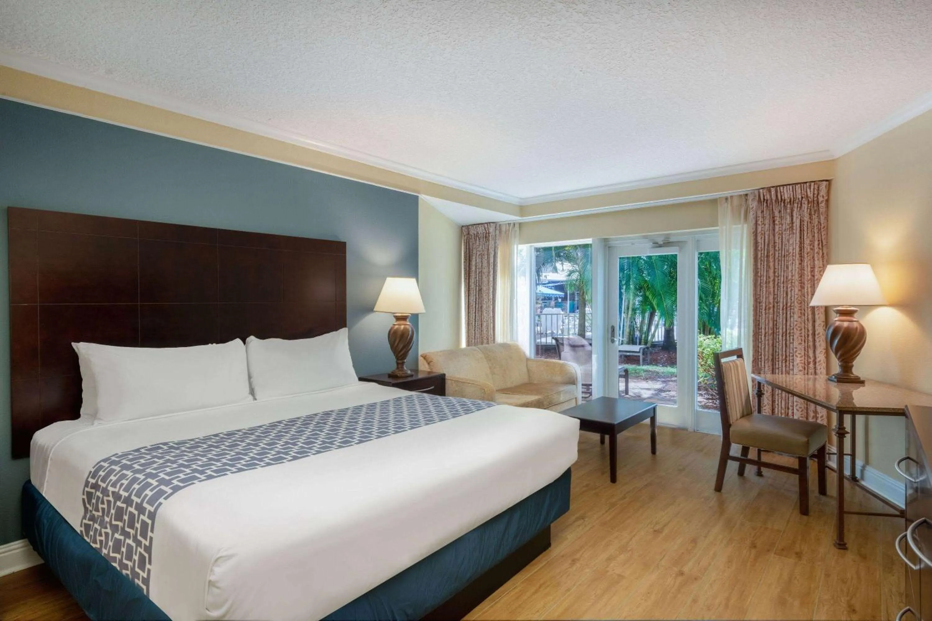 Photo of the whole room, Bed in Safety Harbor Resort & Spa Trademark Collection by Wyndham