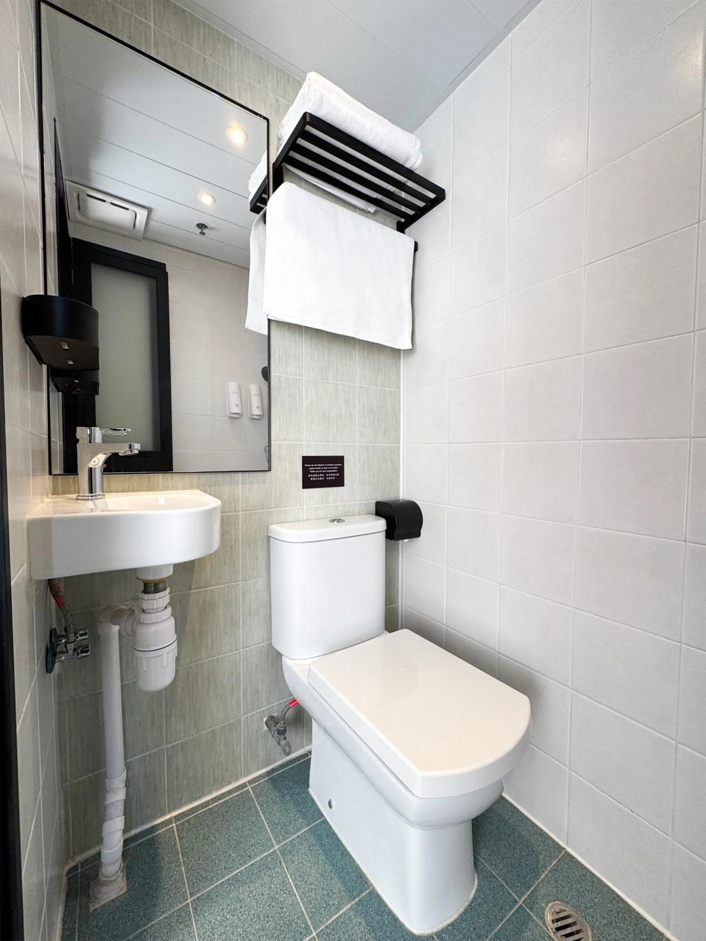 Toilet in Bridal Tea House Hotel - Yaumatei