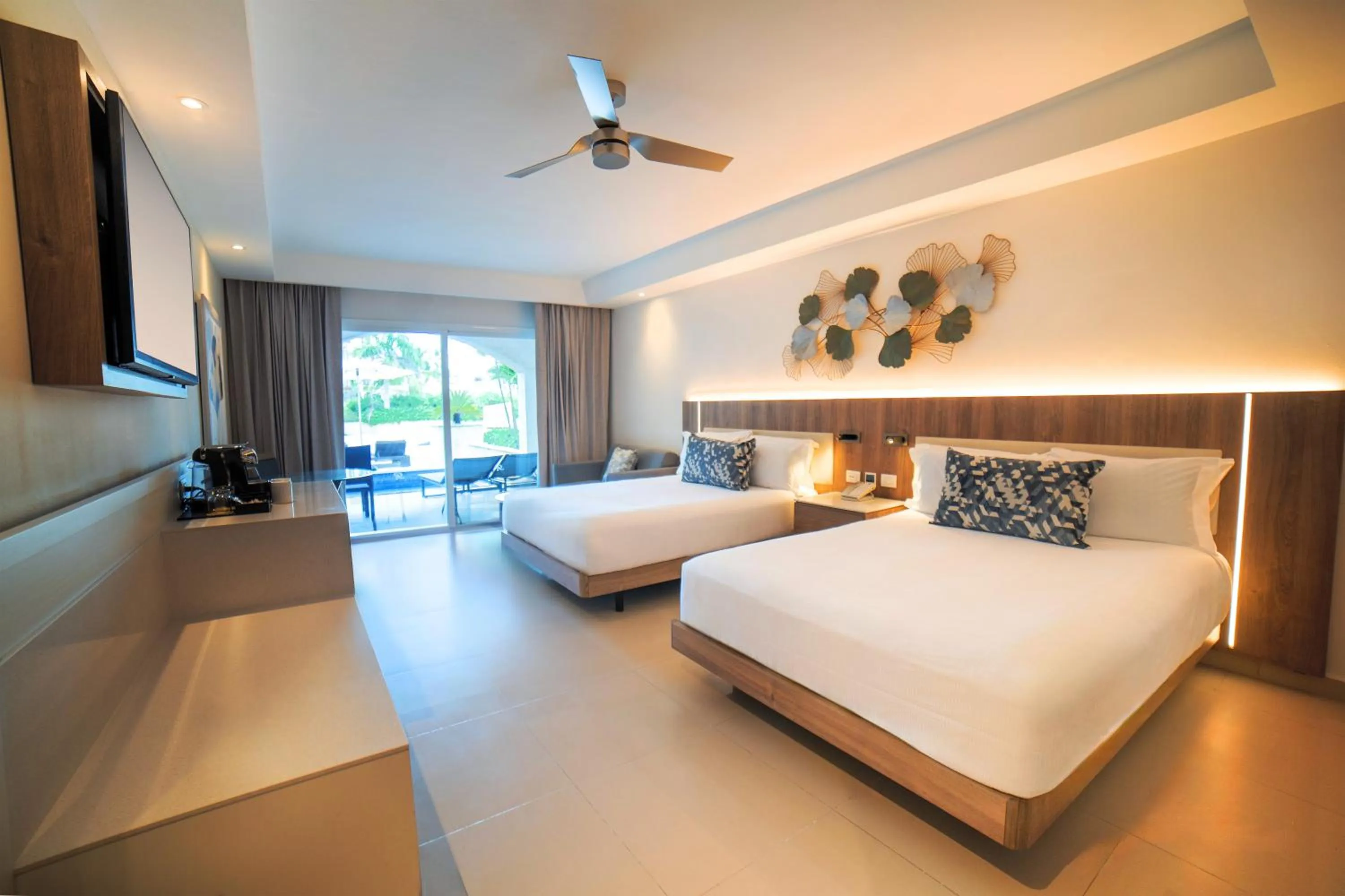 Bedroom, Bed in Royalton Hideaway Punta Cana, An Autograph Collection All-Inclusive Resort & Casino - Adults Only