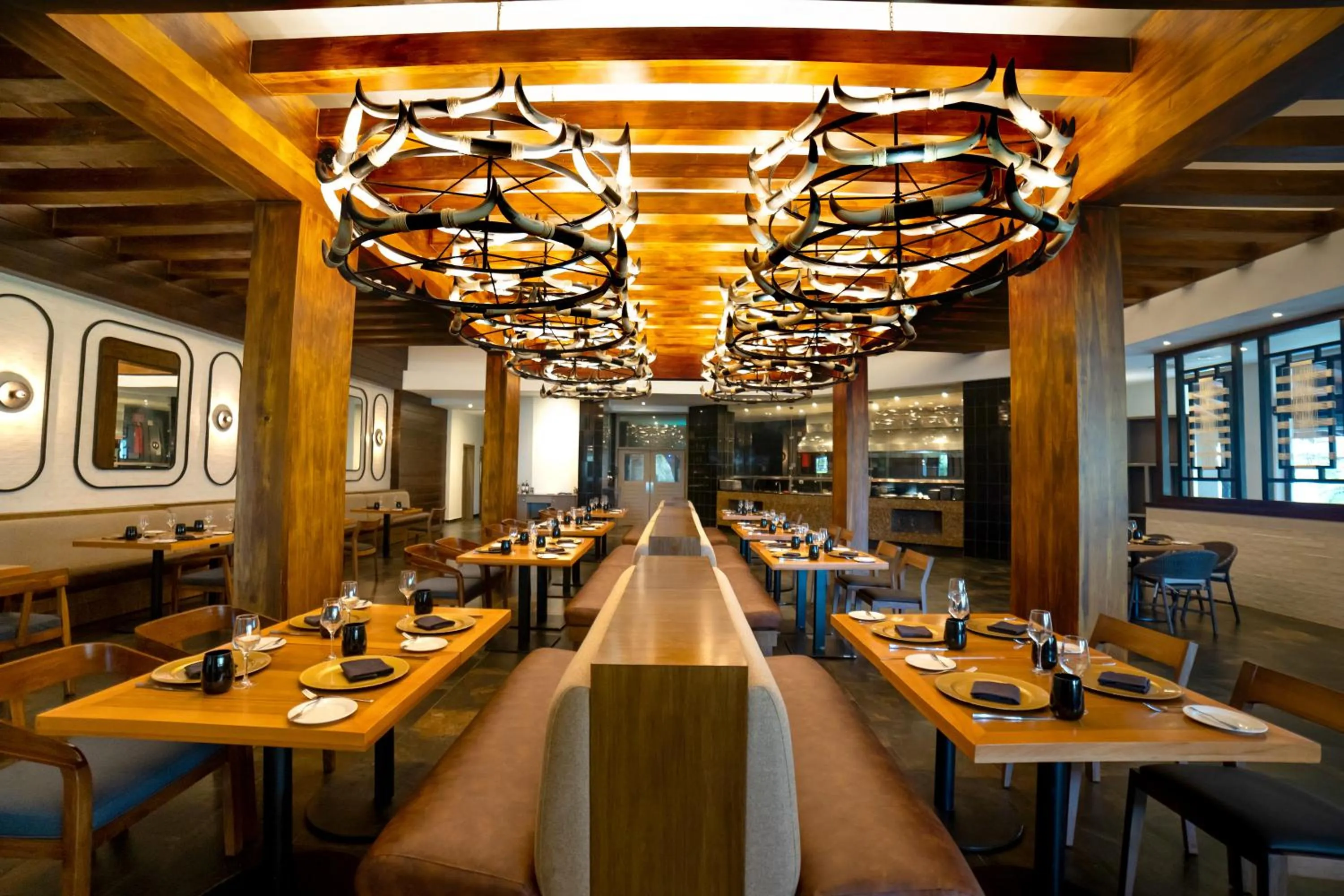 Restaurant/places to eat in Royalton Hideaway Punta Cana, An Autograph Collection All-Inclusive Resort & Casino - Adults Only