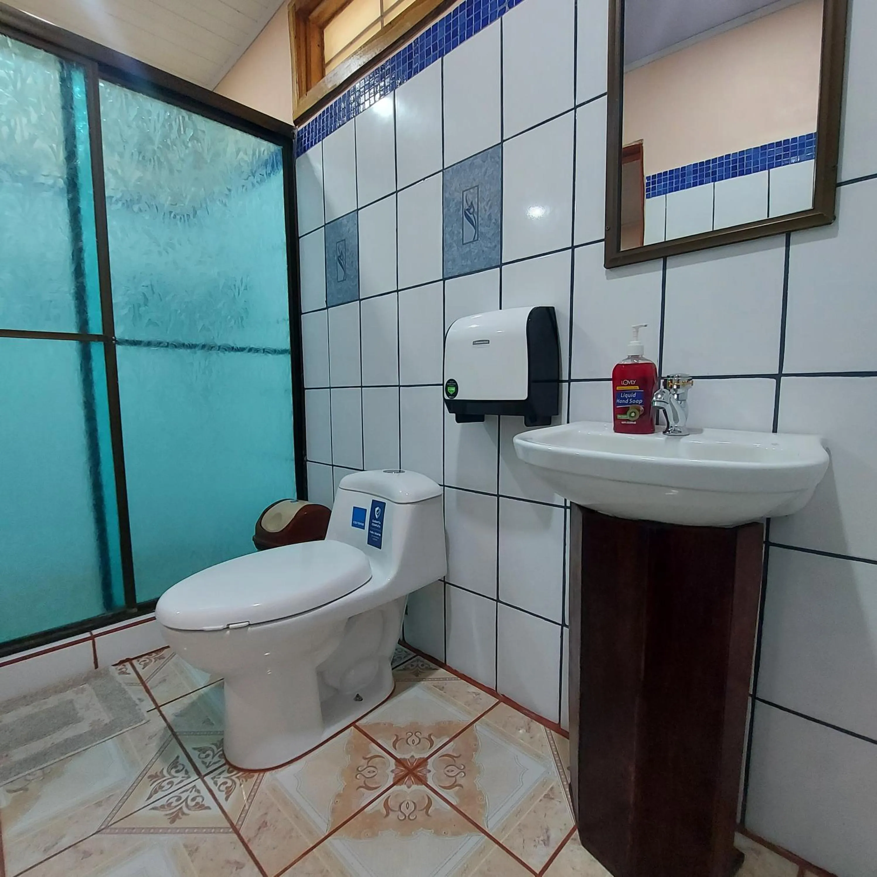 Bathroom in Hotel Casa Gitana Corcovado Tour operador