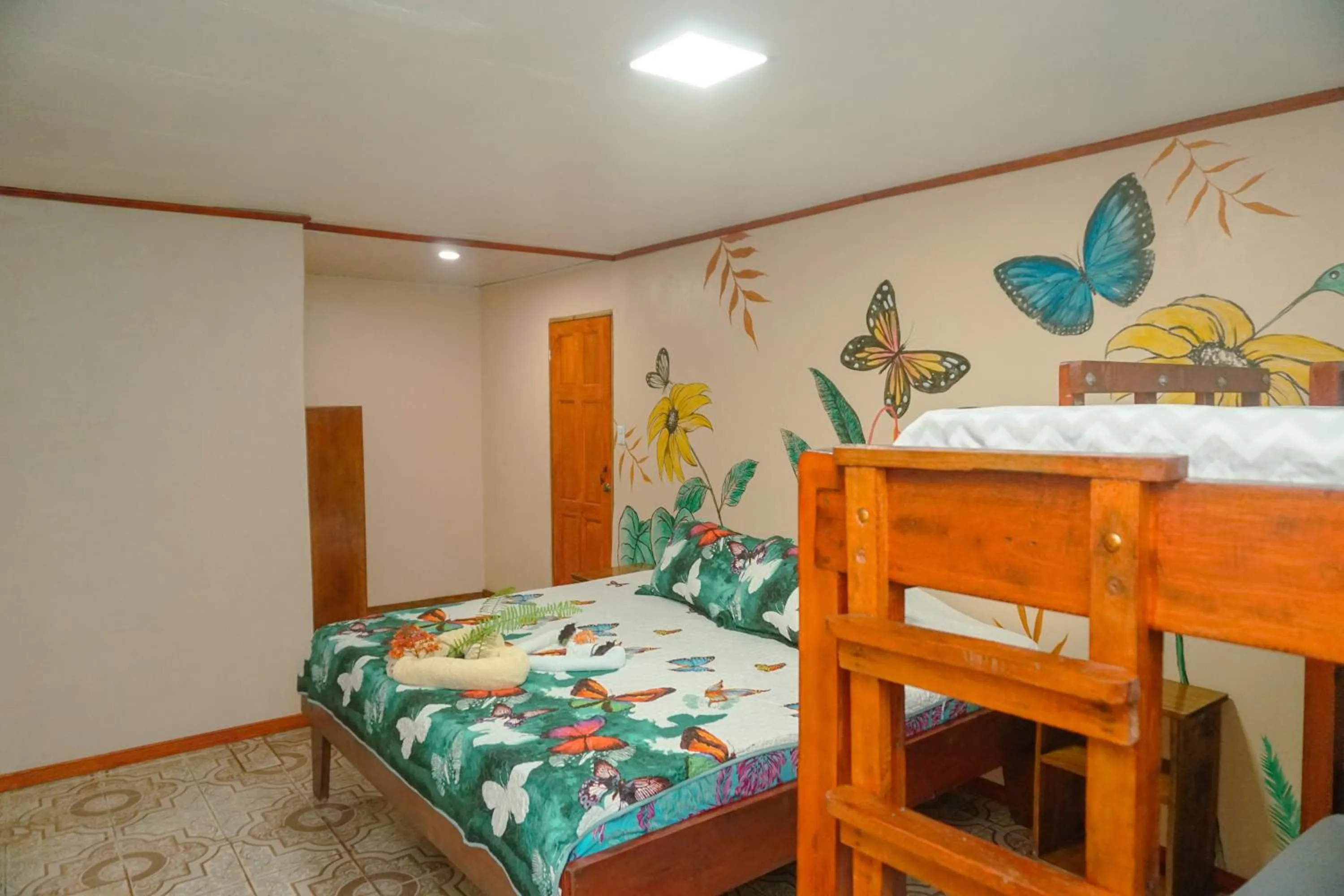 Bedroom, Bed in Hotel Casa Gitana Corcovado Tour operador