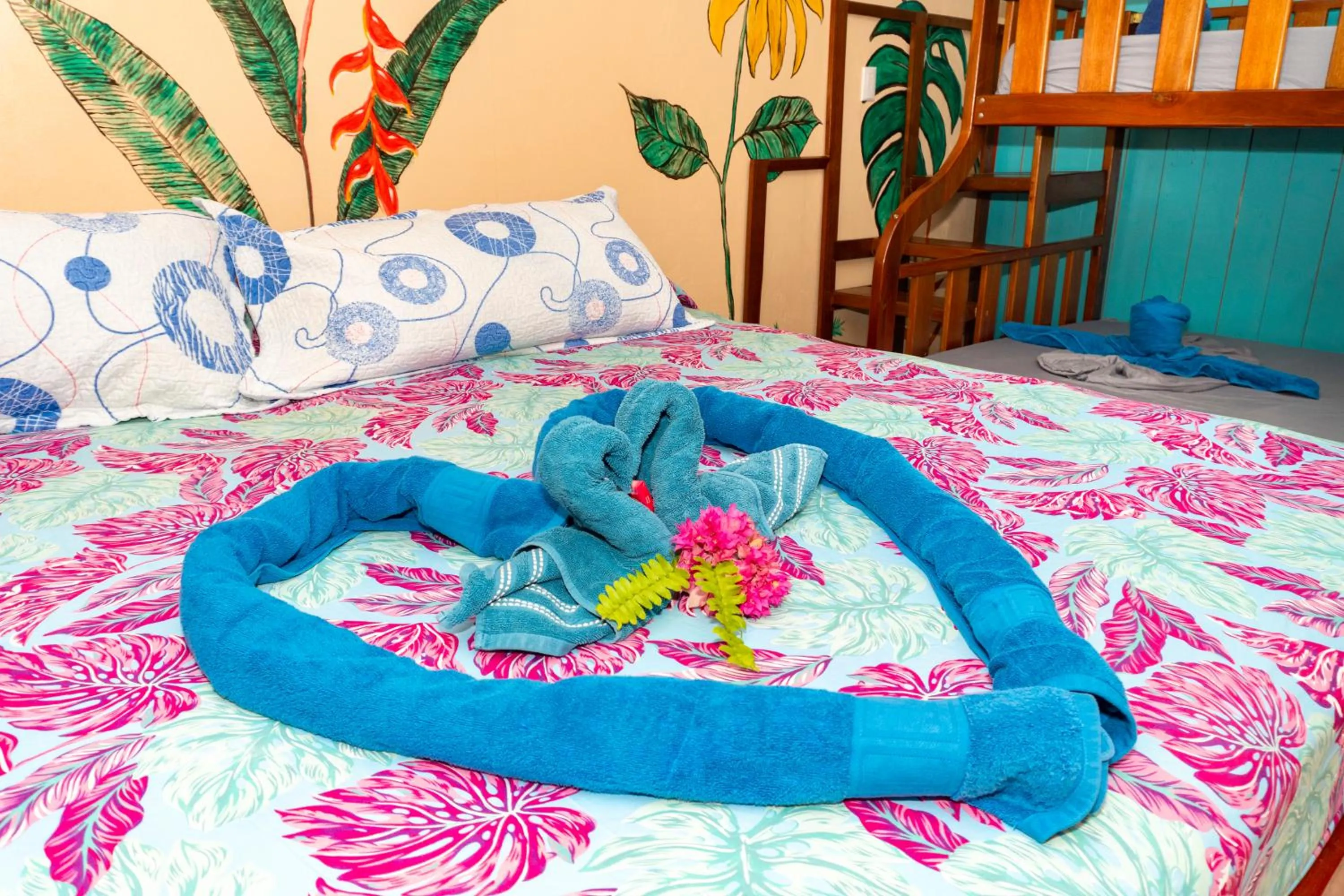 Bed in Hotel Casa Gitana Corcovado Tour operador