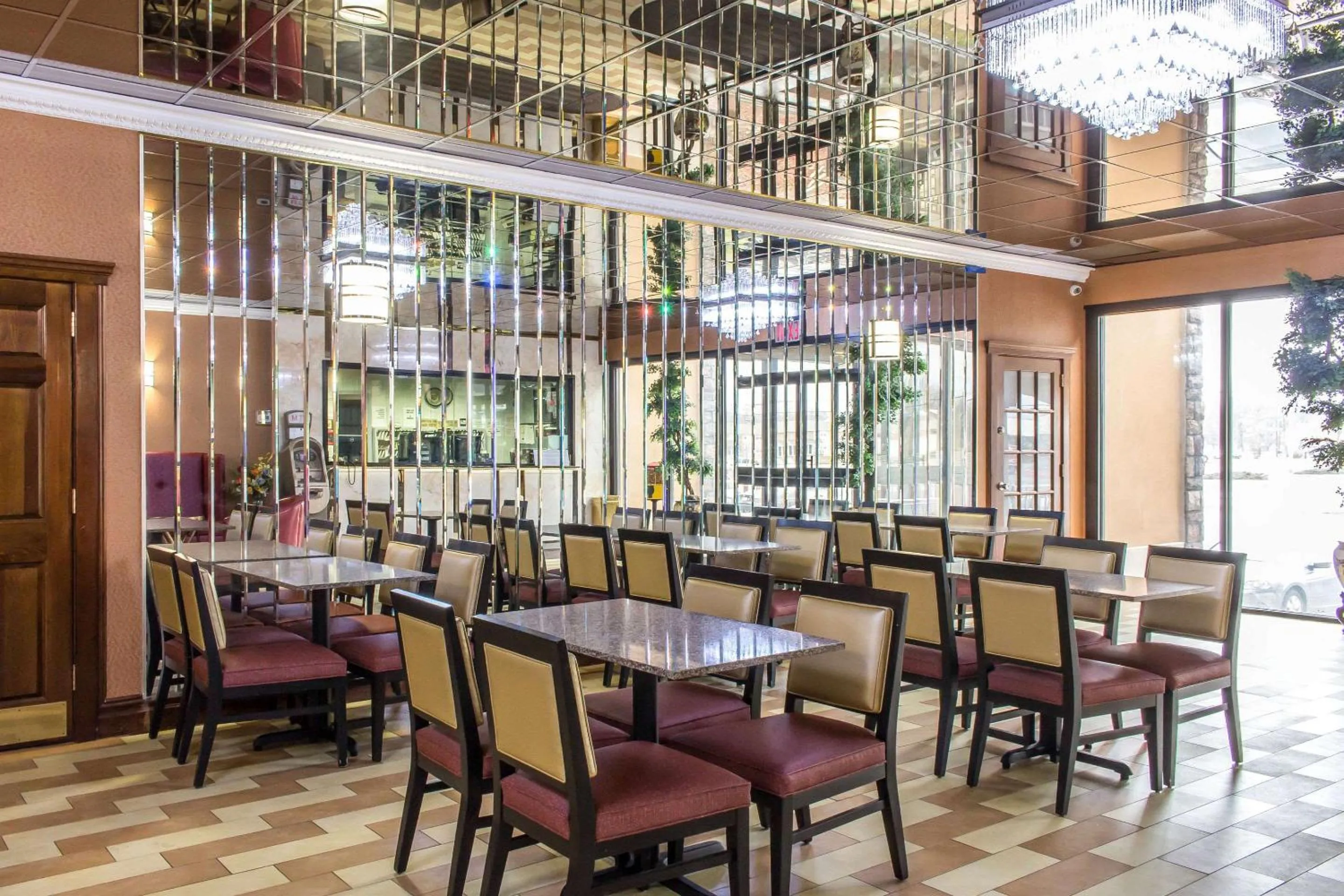 Breakfast in Rodeway Inn Capri