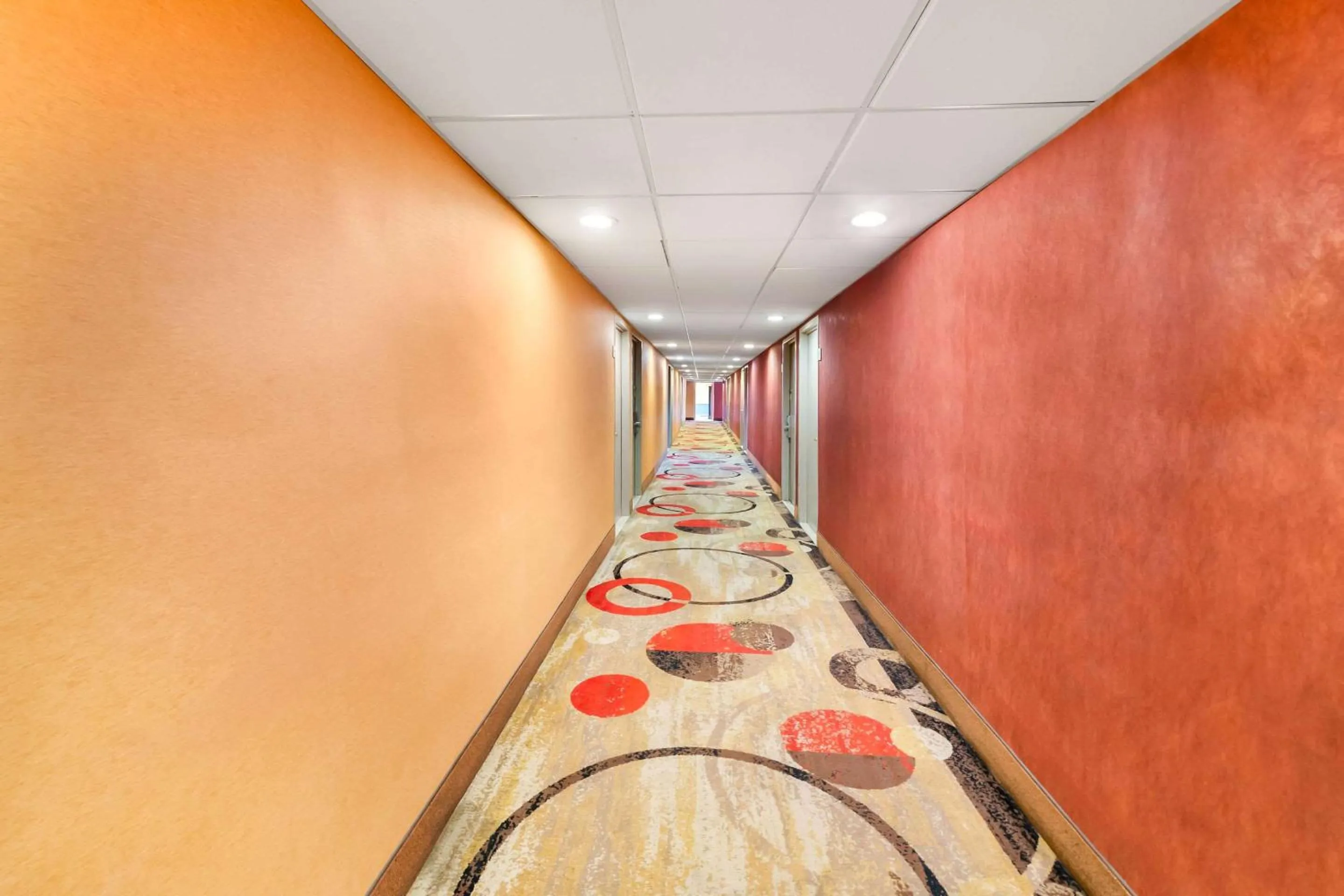 Lobby or reception in Rodeway Inn Capri