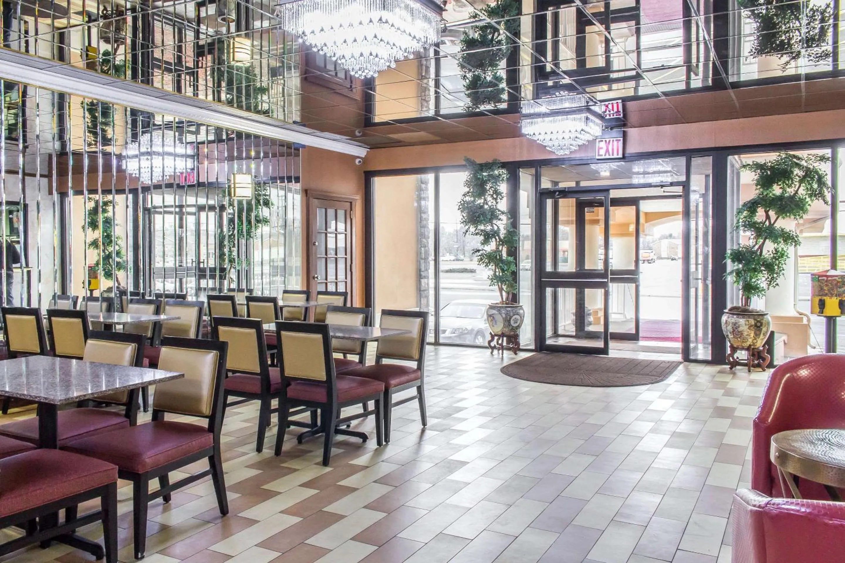 Breakfast in Rodeway Inn Capri