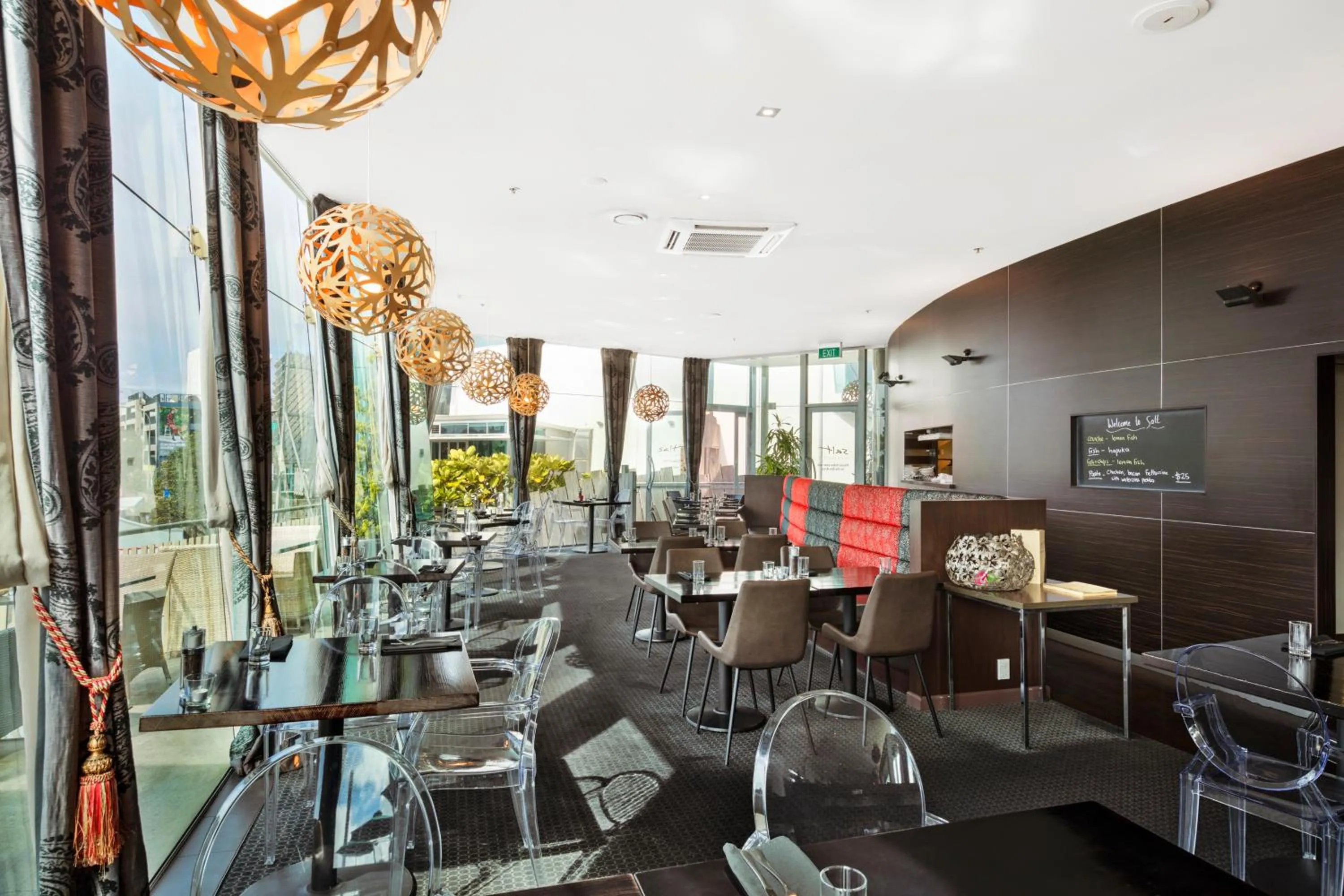 Restaurant/places to eat in Millennium Hotel New Plymouth, Waterfront