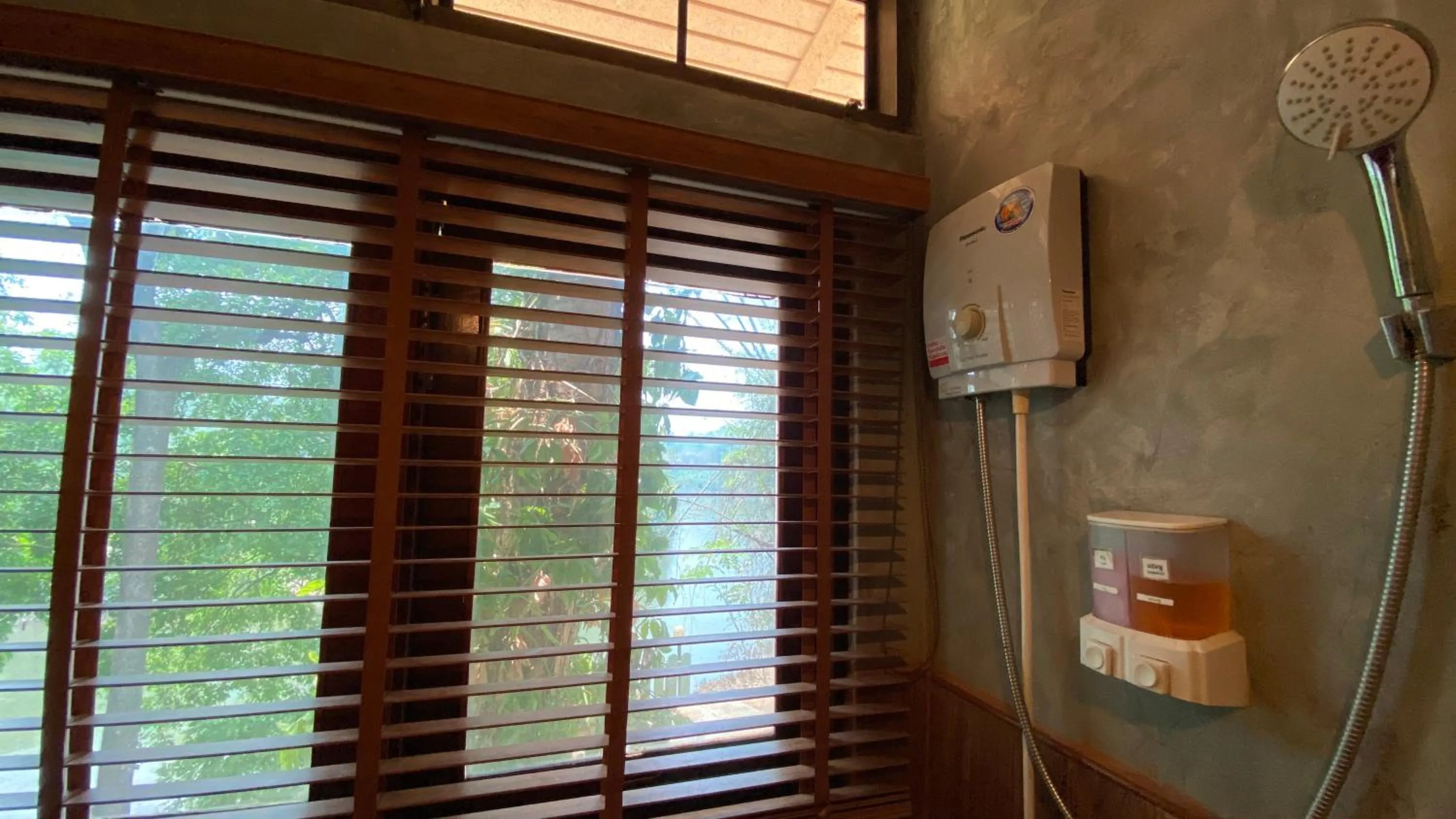 Bathroom in Saiyok River House
