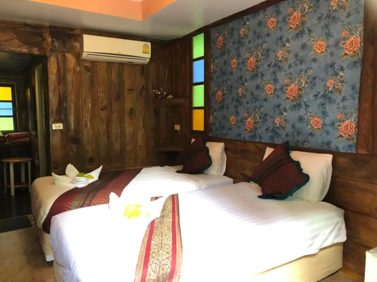 Bed in Saiyok River House