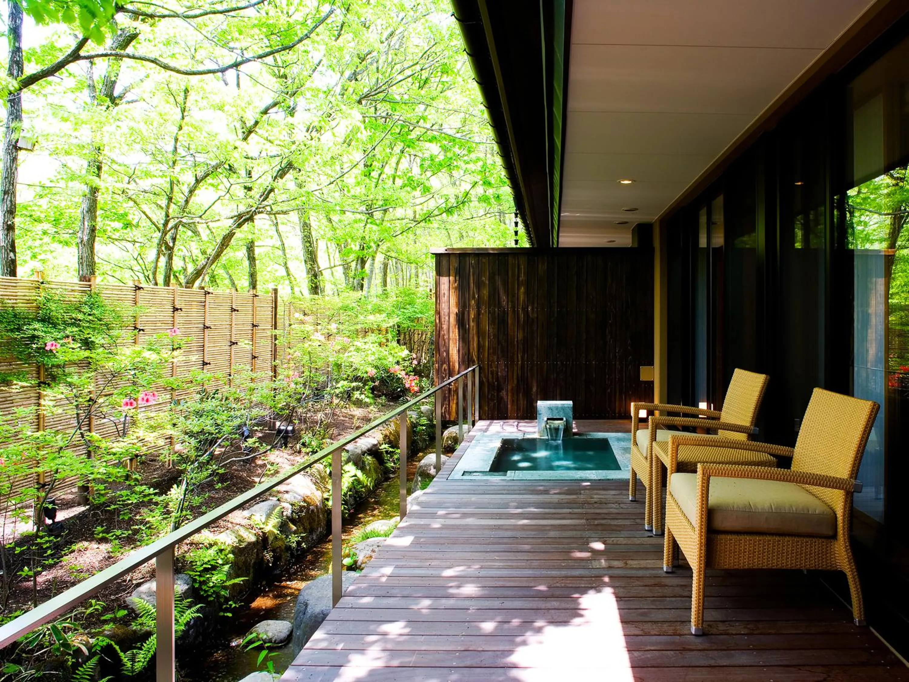 Balcony/Terrace in 竹泉荘 Chikusenso Onsen