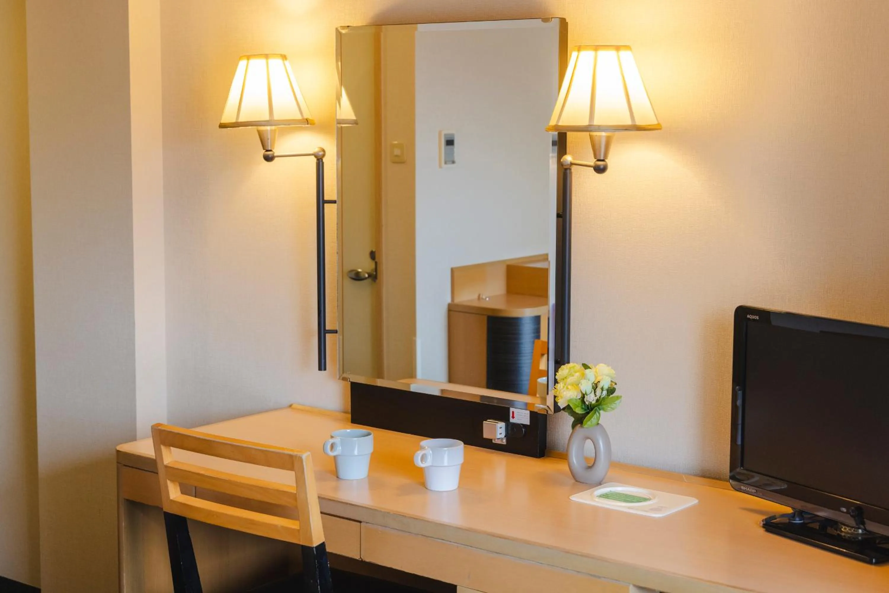 Photo of the whole room in Canal City Fukuoka Washington Hotel