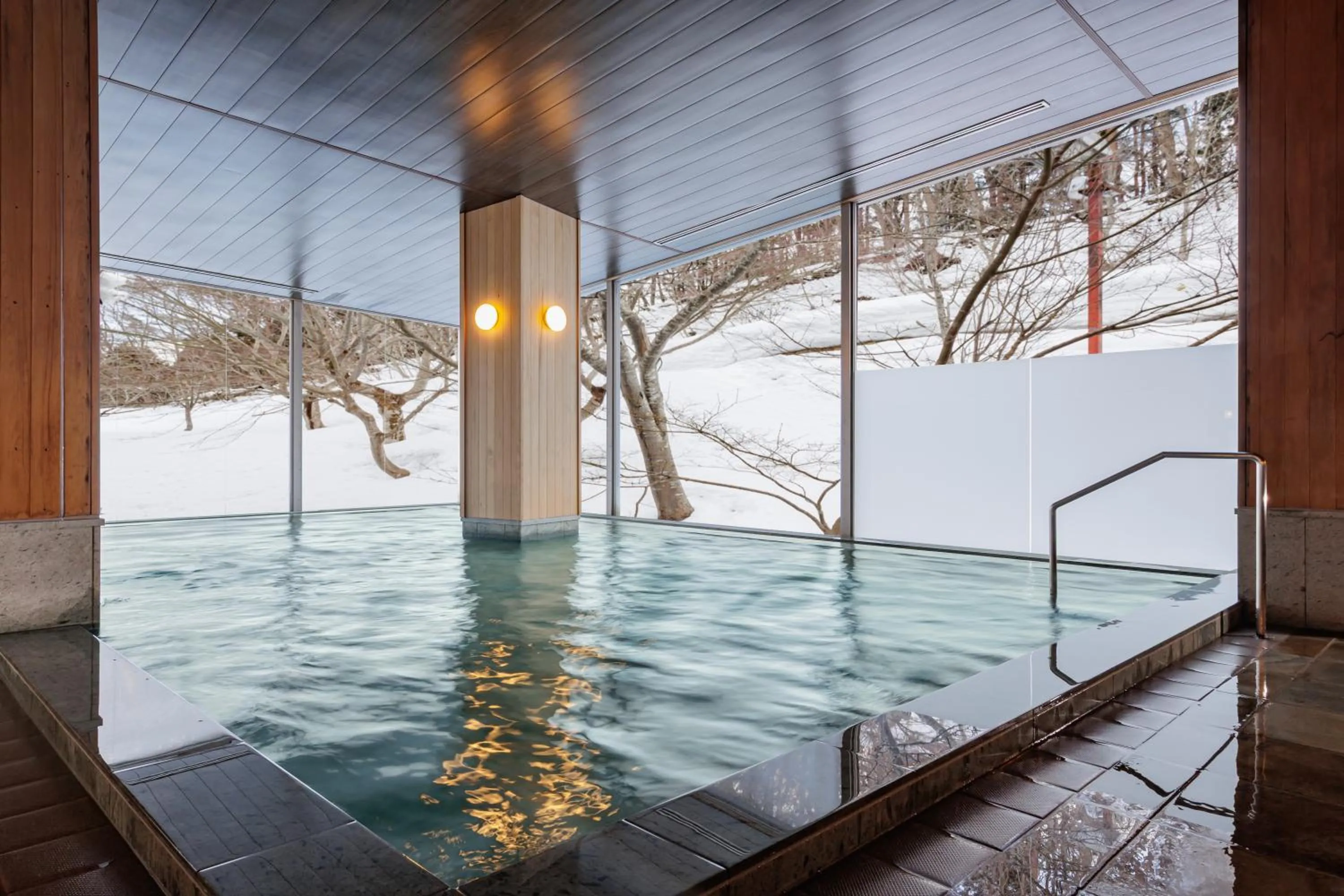 Hot Spring Bath in KAMENOI HOTEL Aomori Makado