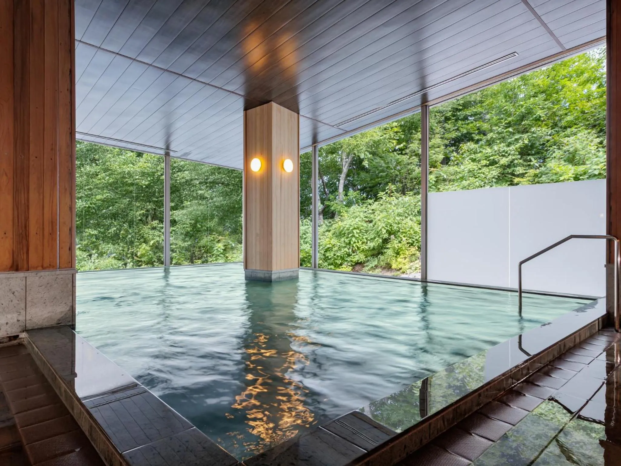 Hot Spring Bath in KAMENOI HOTEL Aomori Makado