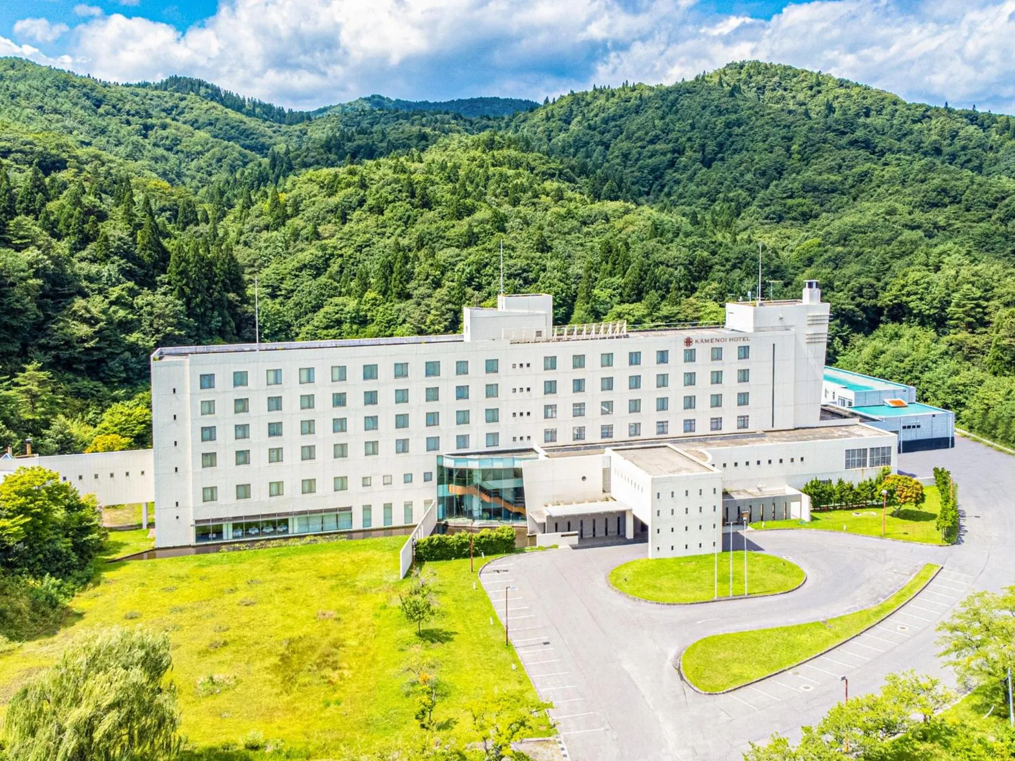 Property building in KAMENOI HOTEL Aomori Makado
