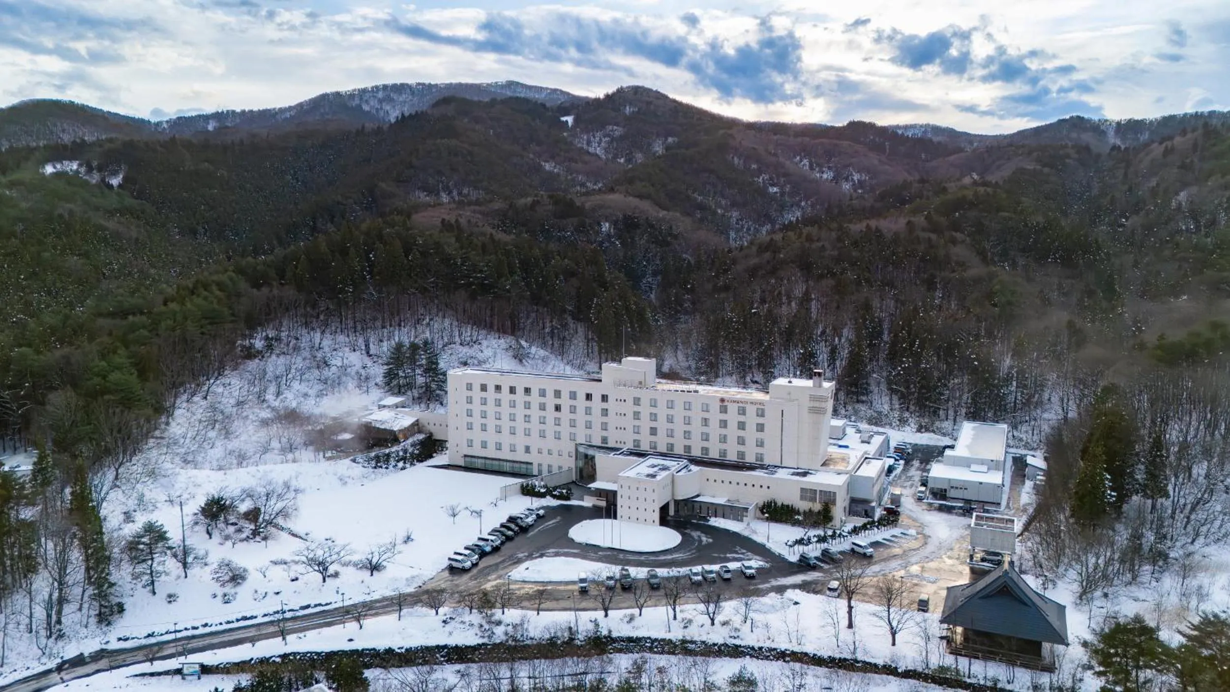 Property building in KAMENOI HOTEL Aomori Makado