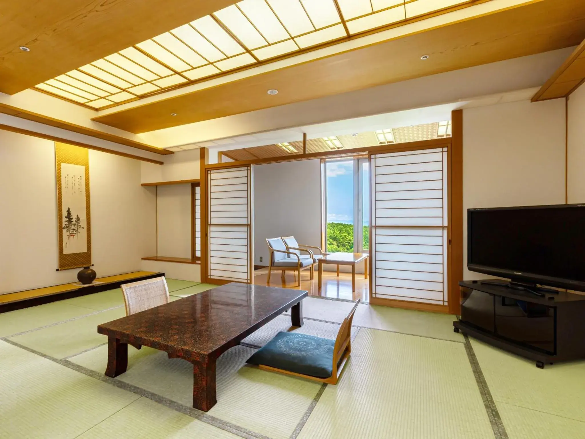 Japanese-Style Deluxe Room in KAMENOI HOTEL Aomori Makado Japanese-Style Deluxe Room in KAMENOI HOTEL Aomori Makado