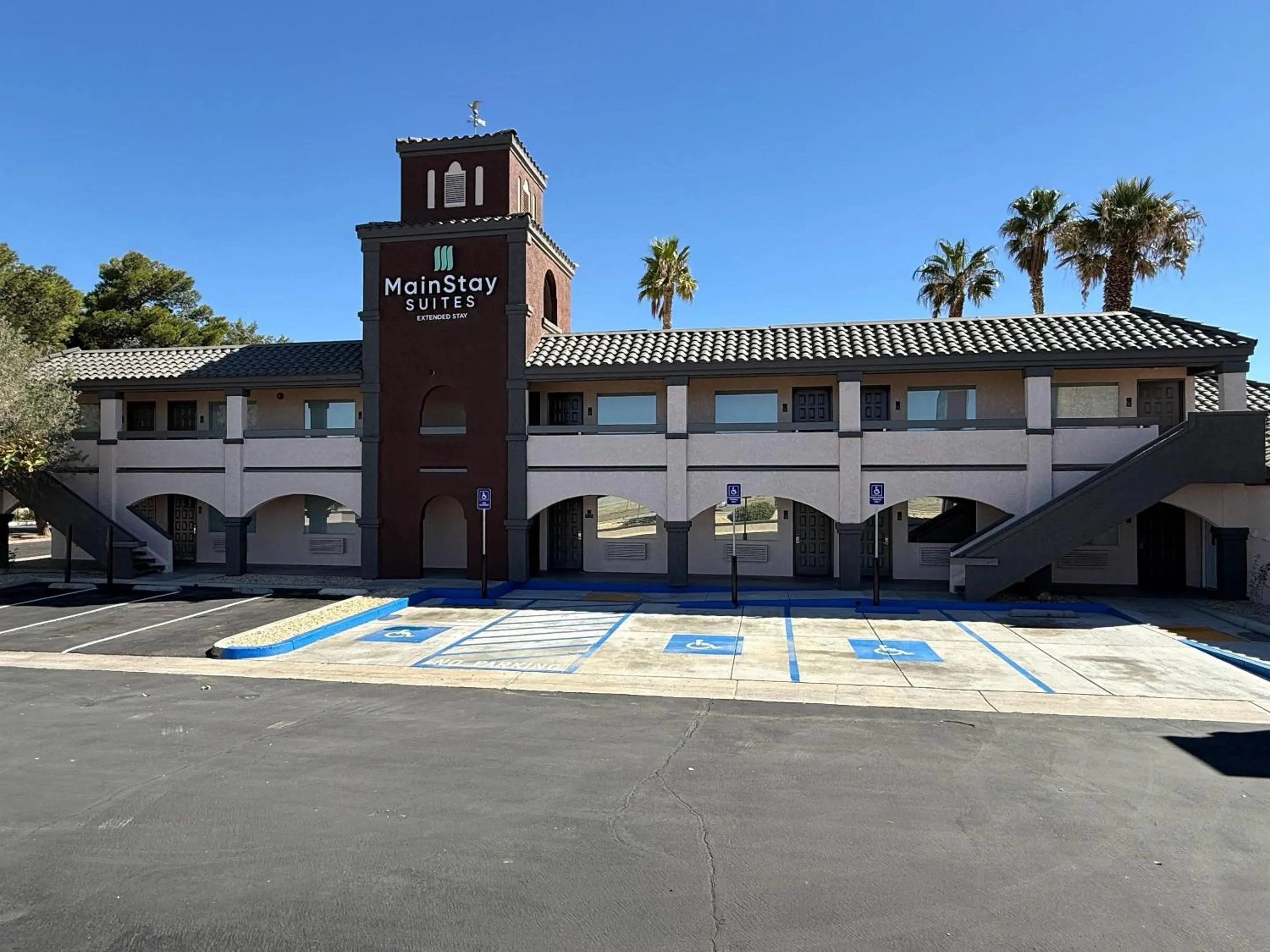 Property building in MainStay Suites Victorville - Hesperia