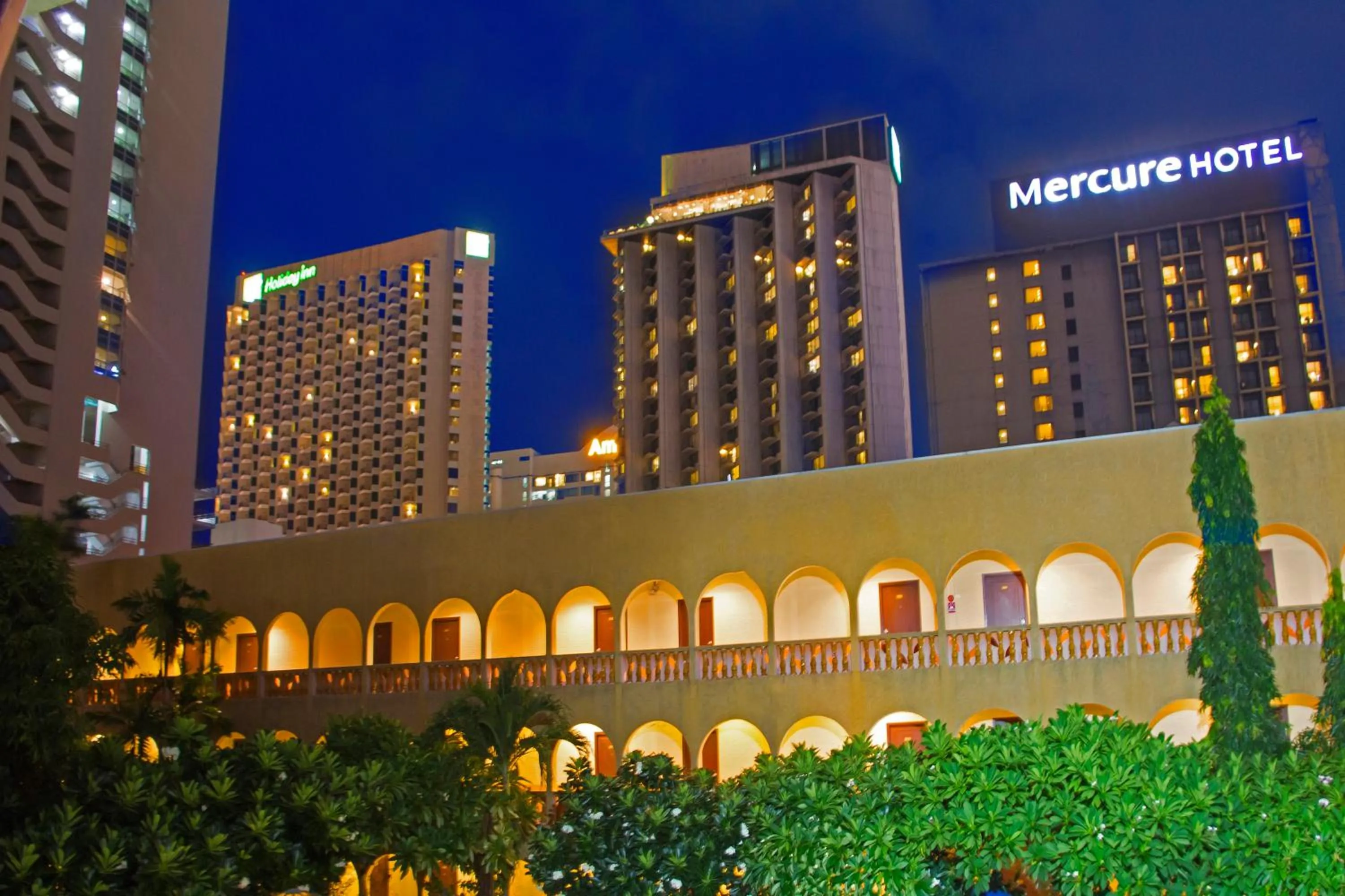 Property building in S Lodge Pattaya formally Sabai Lodge