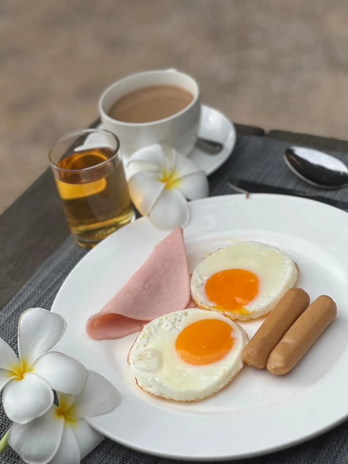 Breakfast in S Lodge Pattaya formally Sabai Lodge