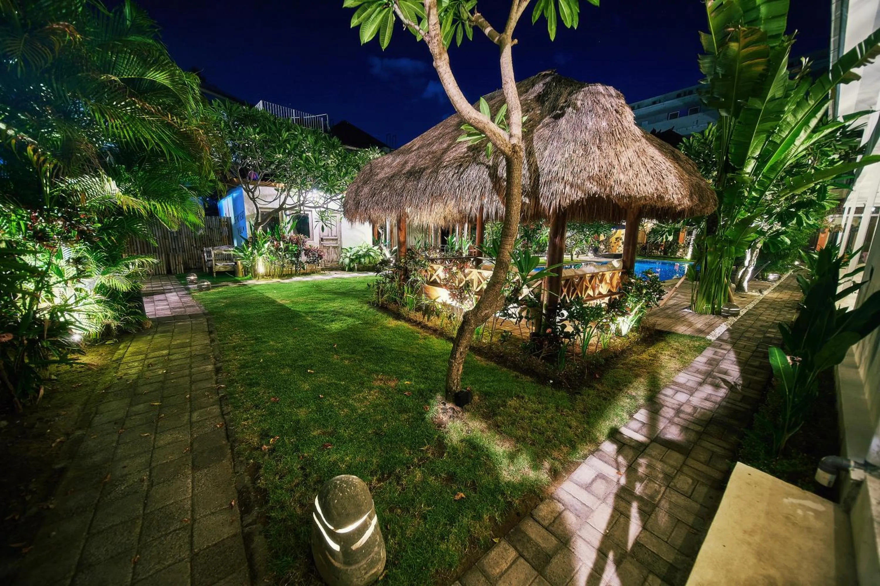 Garden in Easy Surf Camp