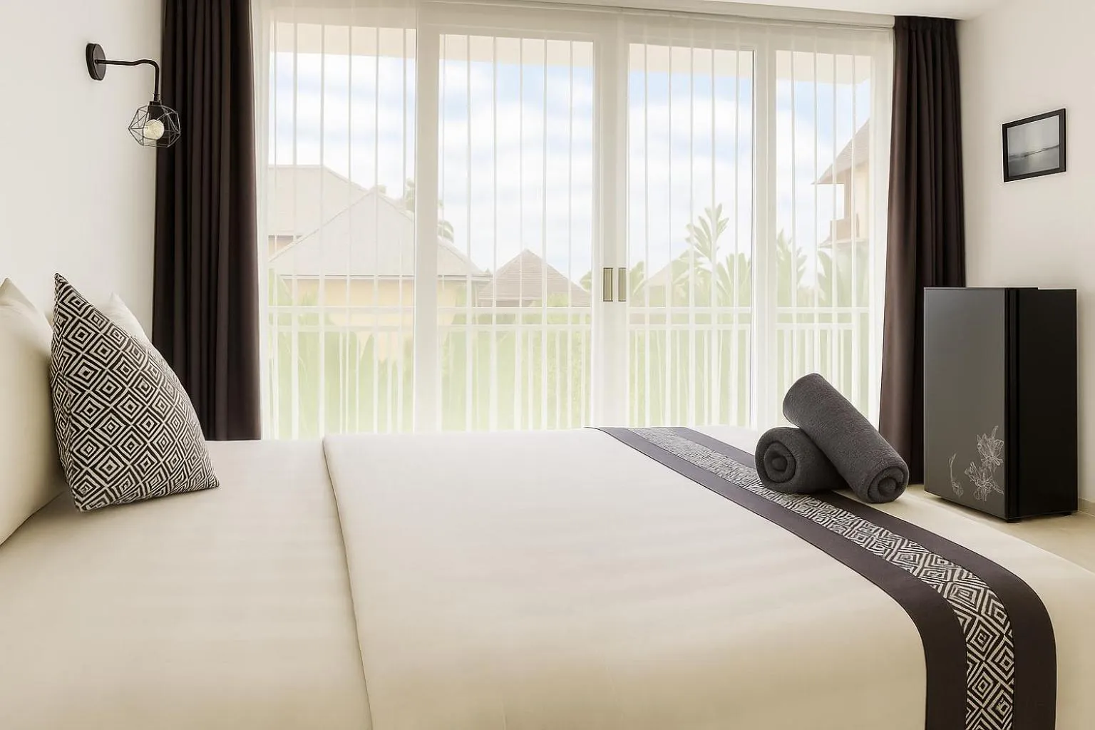 Bedroom, Bed in Easy Surf Camp