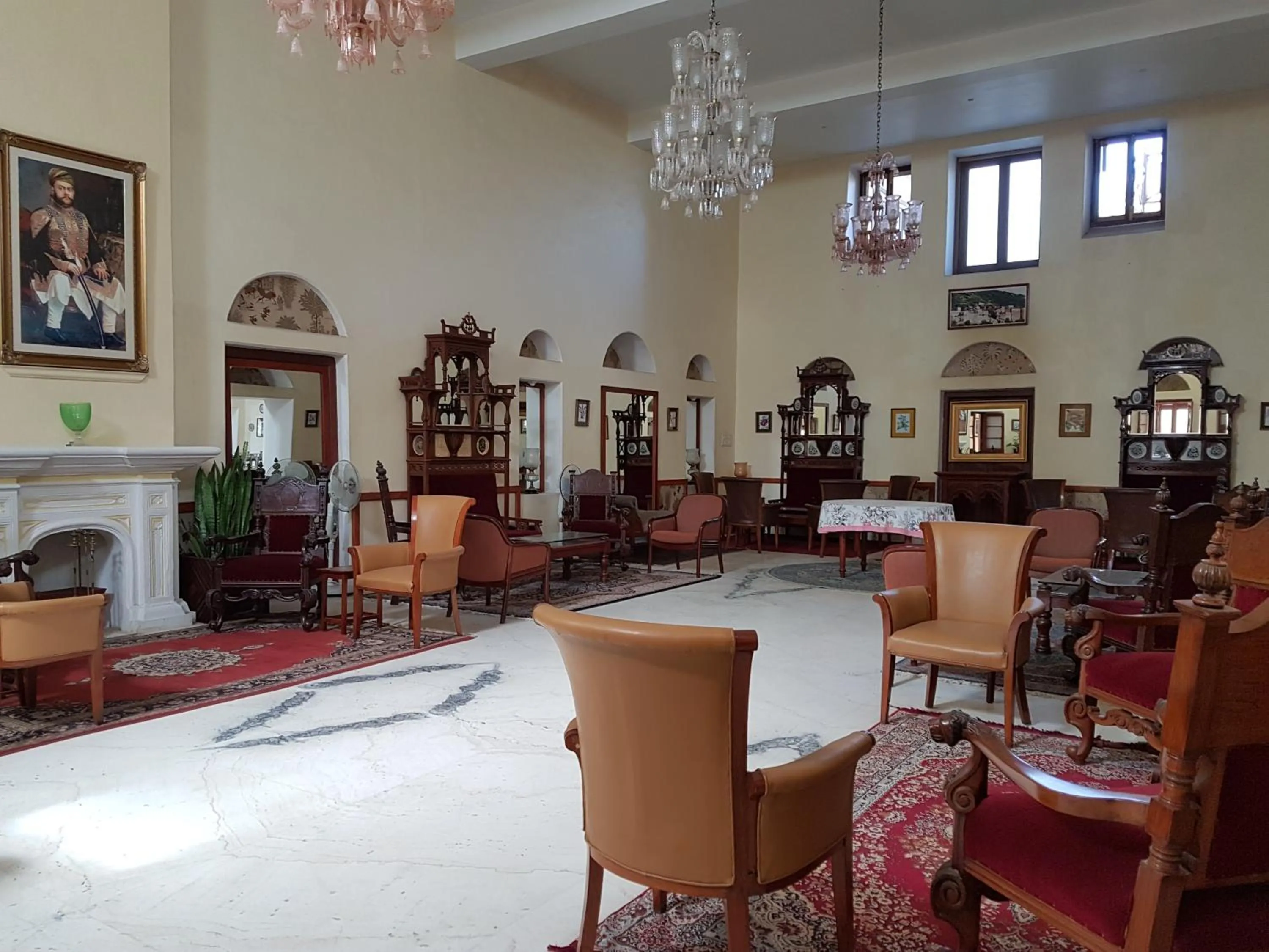 Lounge or bar in Kesar Bhawan Palace