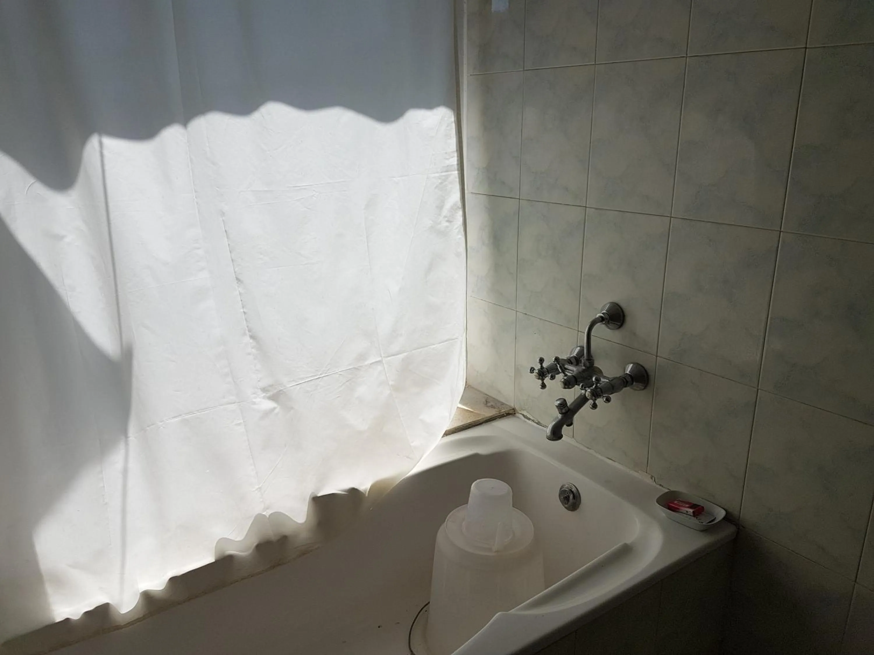 Bathroom in Kesar Bhawan Palace