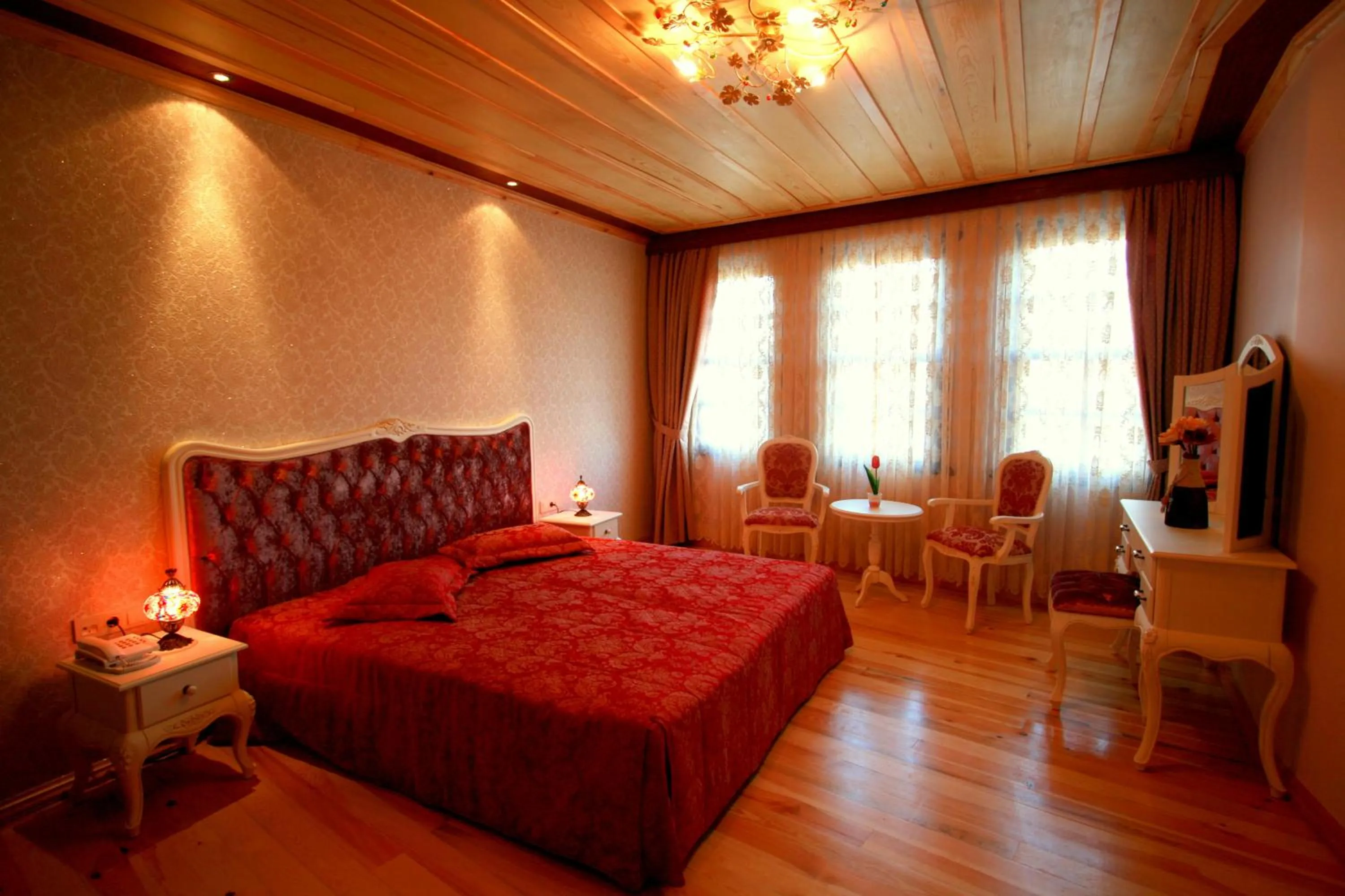 Photo of the whole room, Bed in Esans Hotel - Special Category