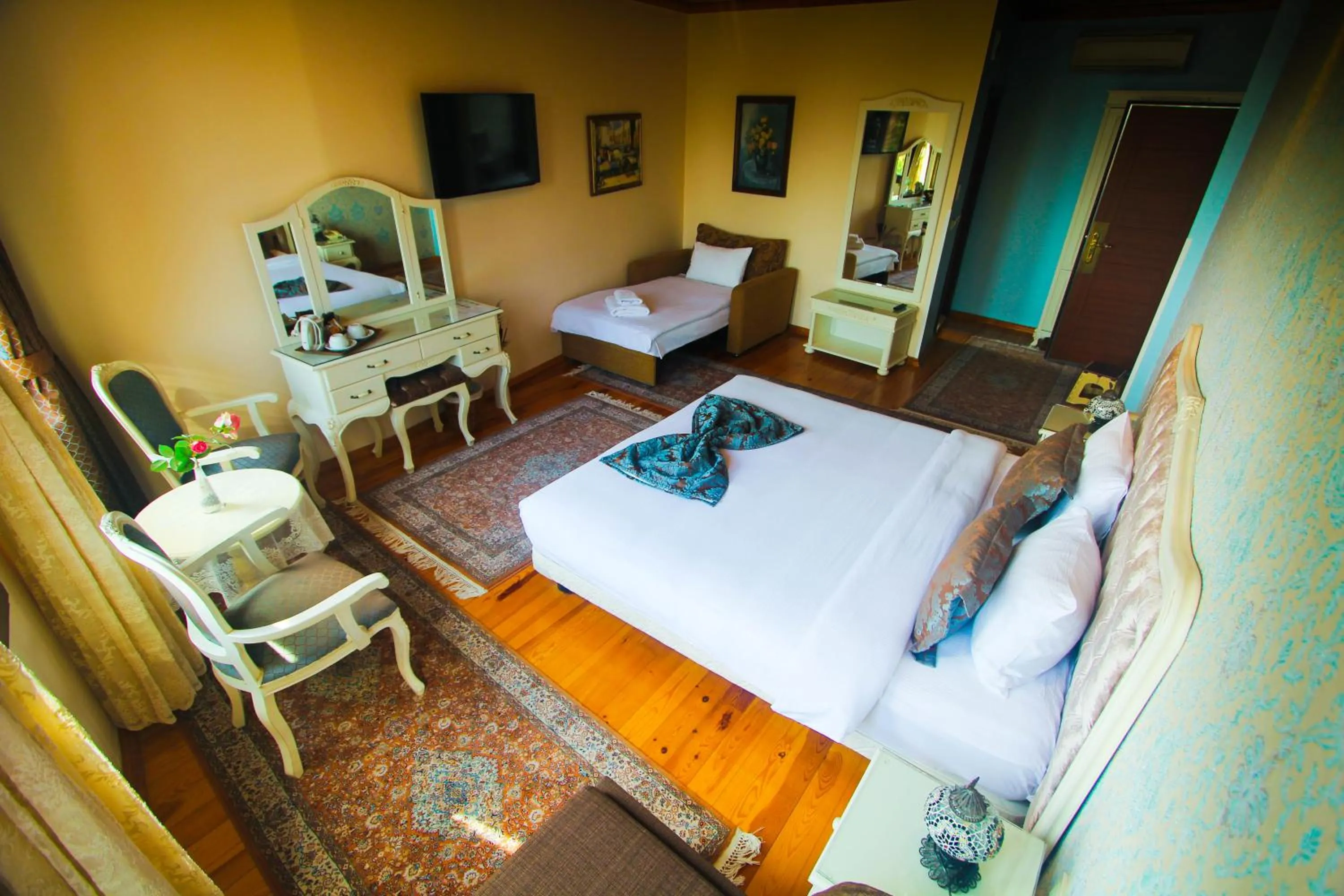 Photo of the whole room, Bed in Esans Hotel - Special Category