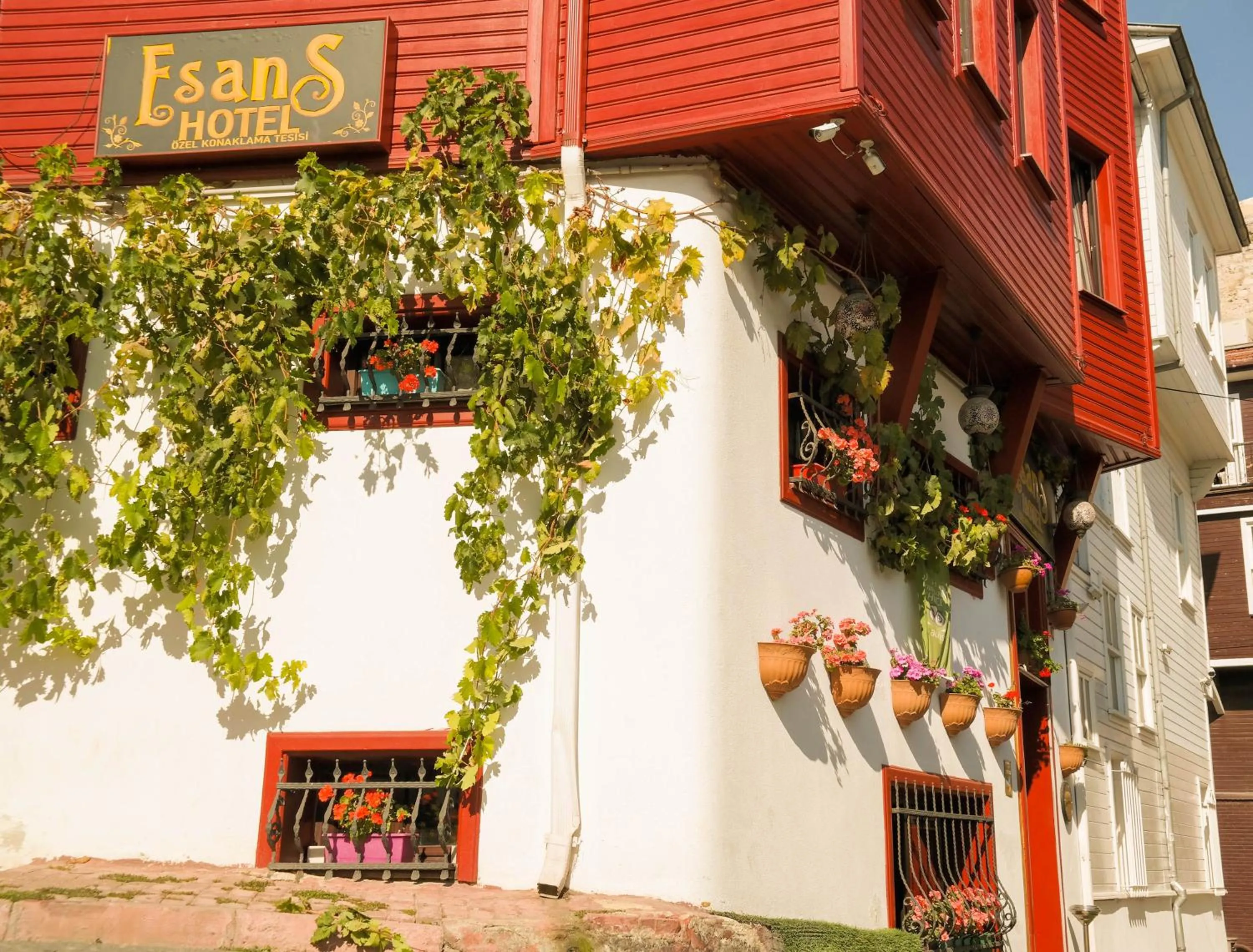 Facade/entrance in Esans Hotel - Special Category