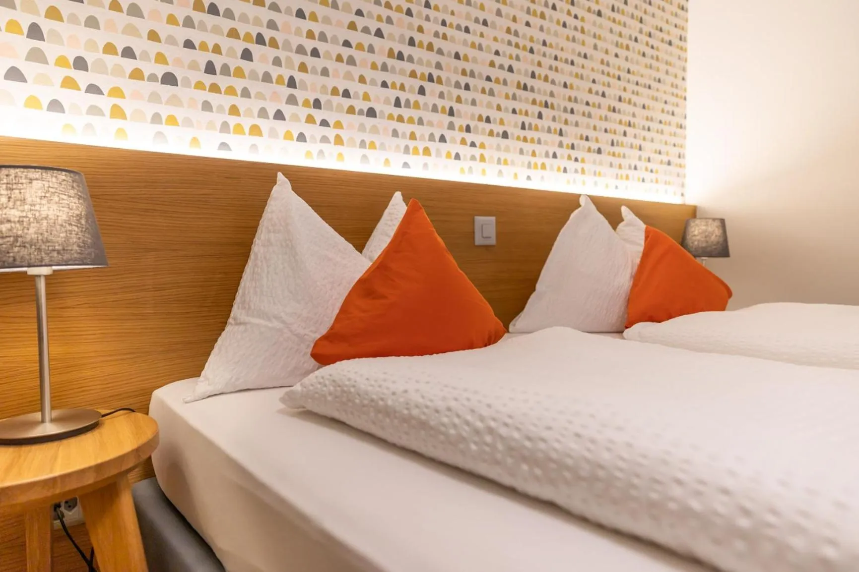 Photo of the whole room, Bed in Dialoghotel Eckstein