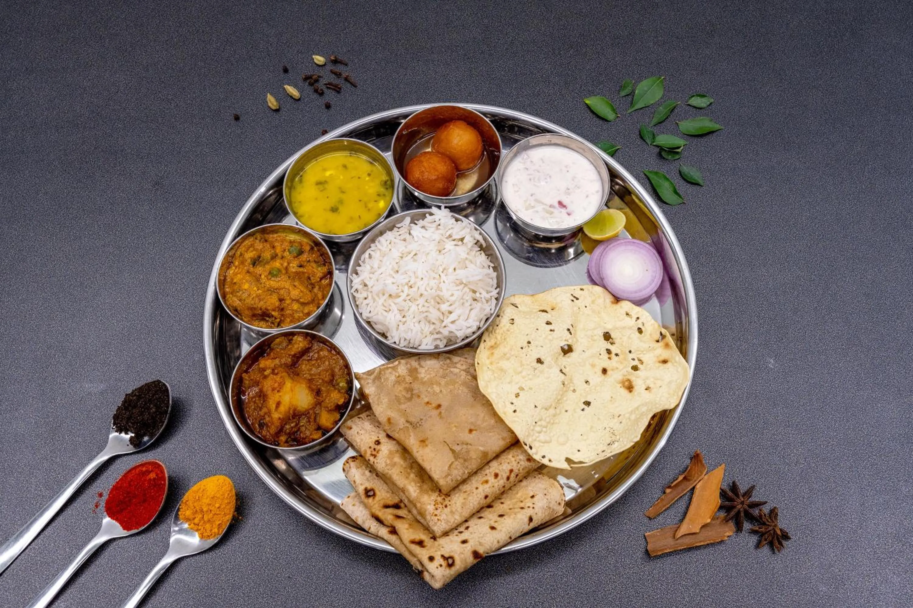 Food in Hotel Darshan Executive