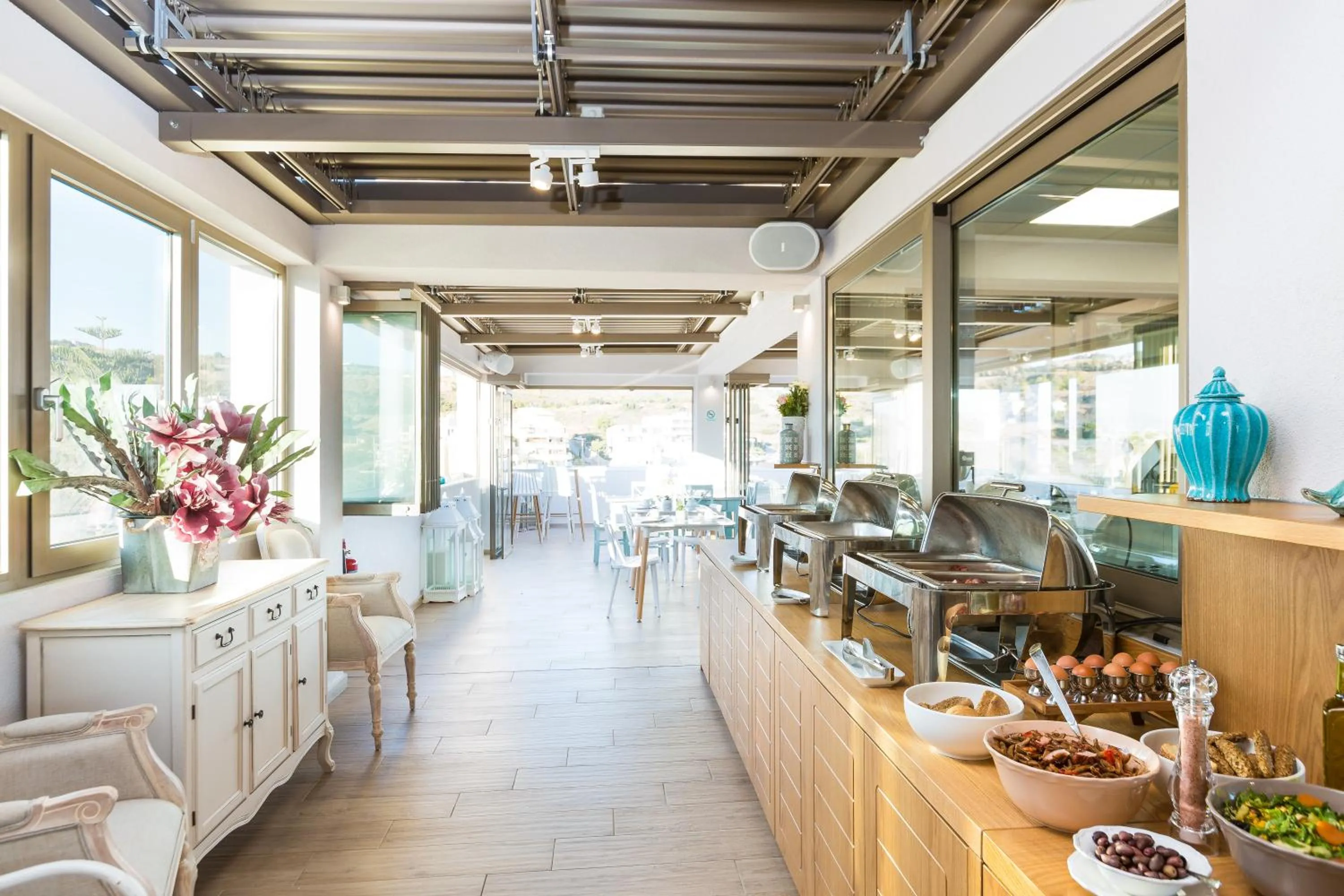 Buffet breakfast in Menta City Boutique Hotel