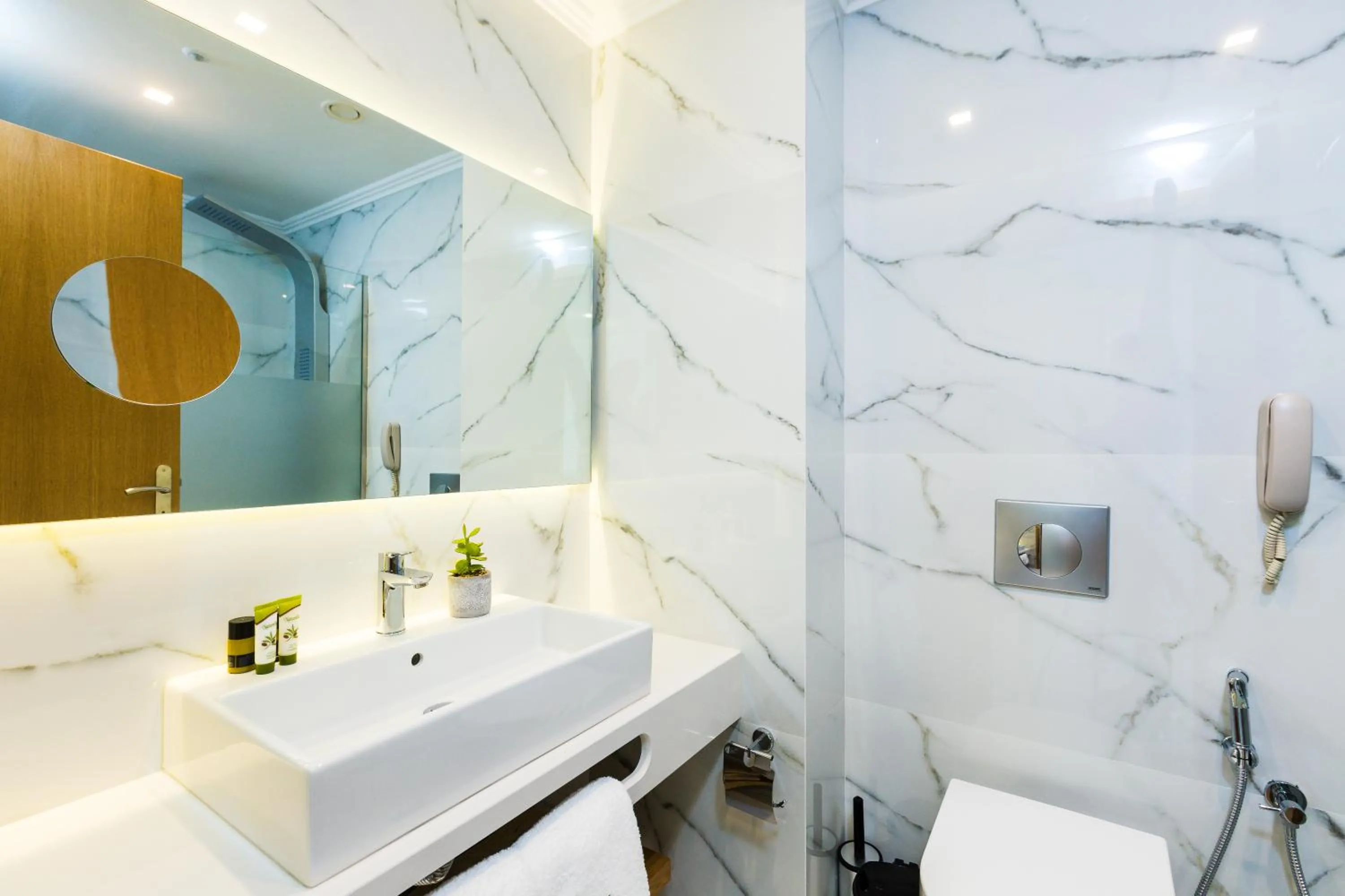 Menta City Boutique Hotel